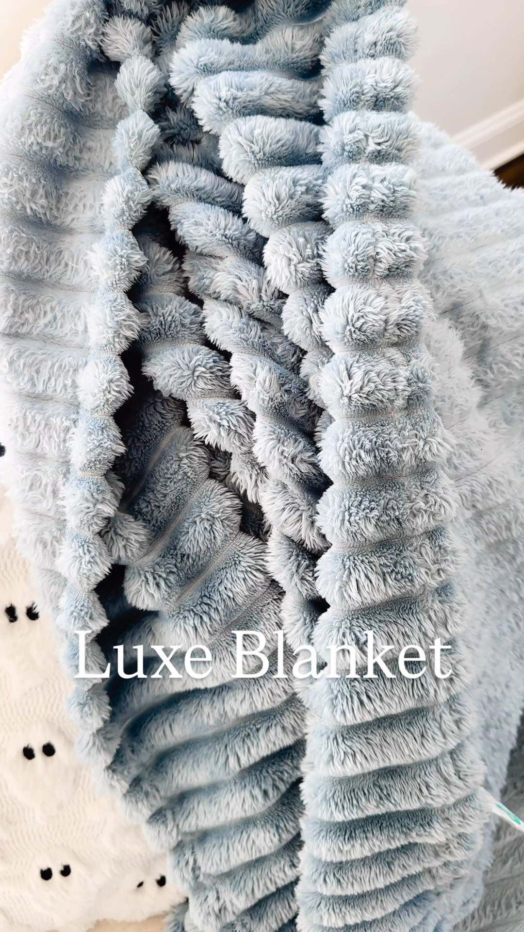 This luxe blanket from Amazon is SO soft and cozy! The plush texture feels amazing, and it’s perfect for curling up on the couch, adding to the end of your bed, or gifting to someone who loves all things cozy. Such a good Amazon home find for fall and winter. 

 #LTKHome #LTKTravel #LTKKids