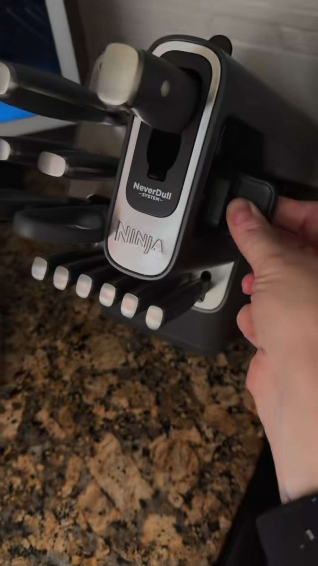 Never worry about dull knives again 🙌🏻

#LTKCyberWeek #LTKSaleAlert #LTKfoodie