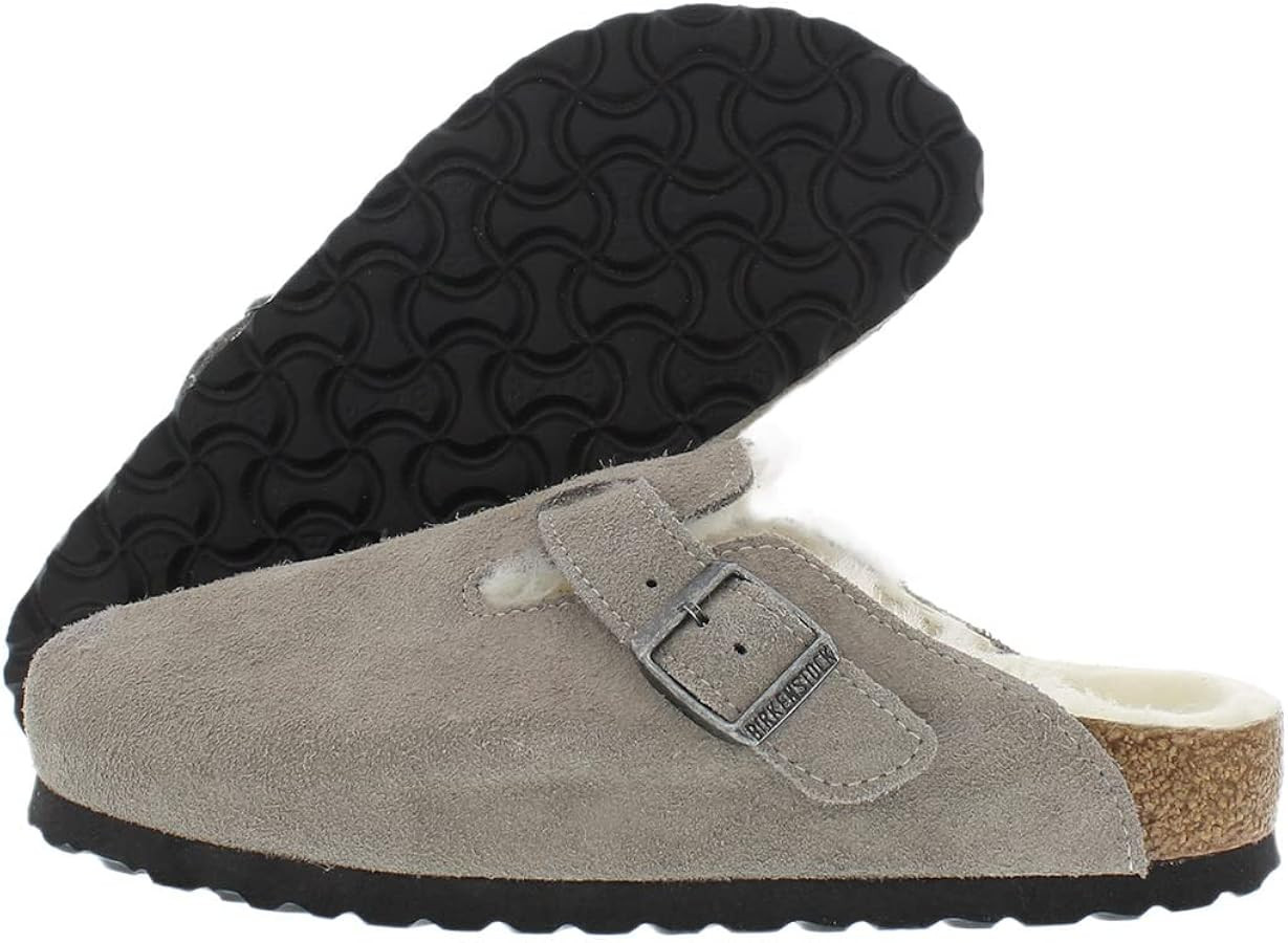 Birkenstock Women's Arizona Soft Footbed Sandals | Amazon (US)