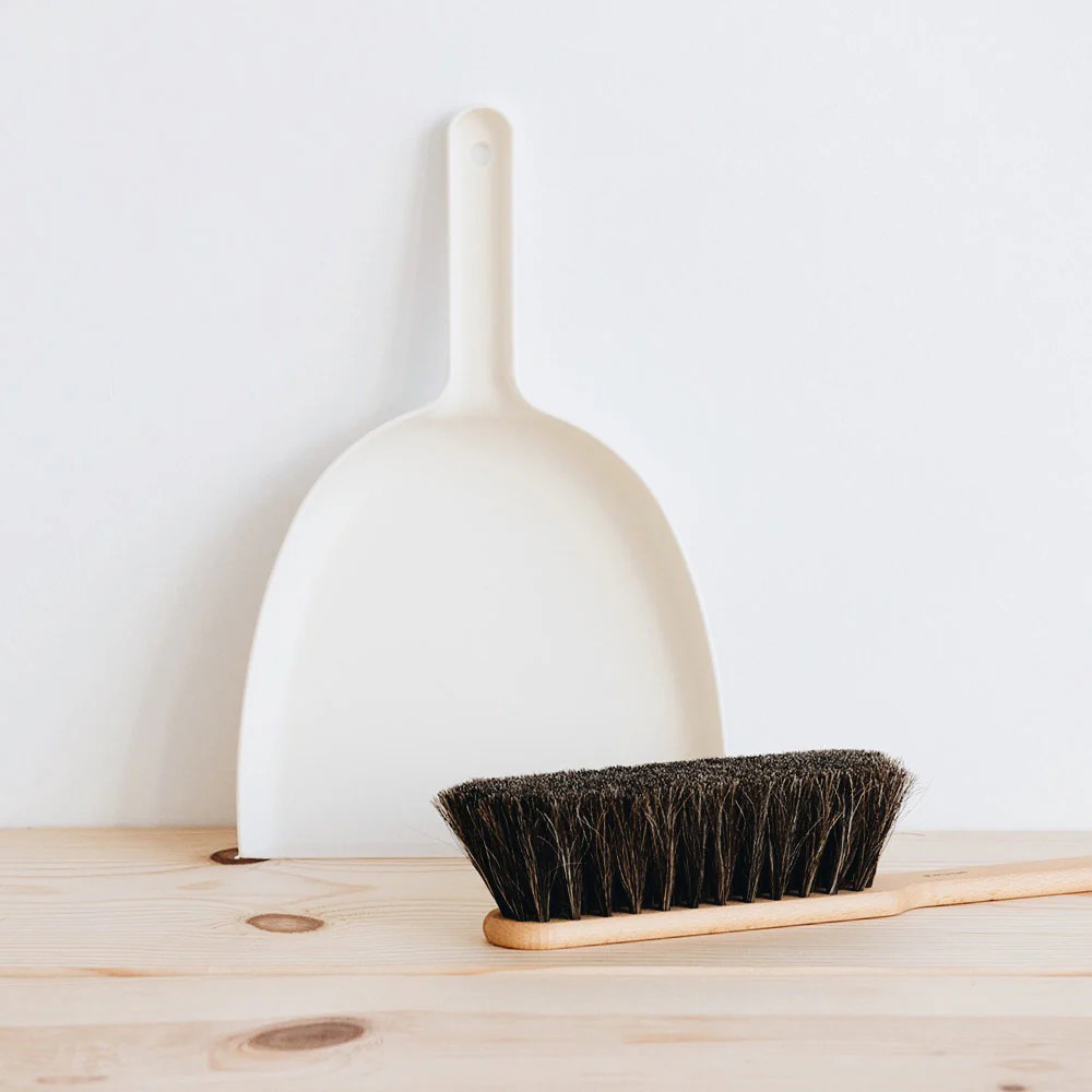 Wood Hand Broom & Dustpan Set | Roan Iris