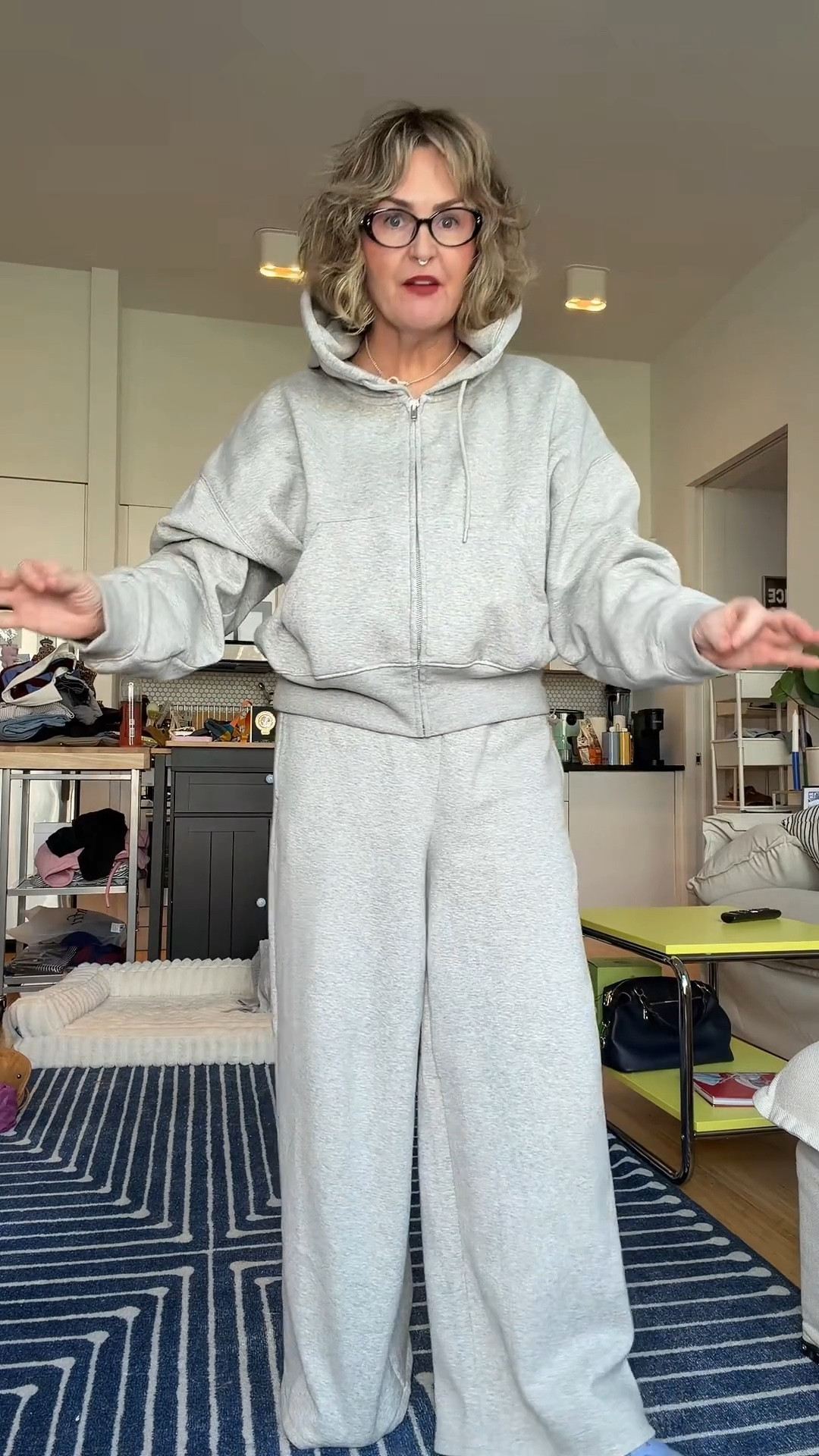 My new favorite loungewear! So comfy and soft🩶☁️

#LTKActive #LTKTravel #LTKootd