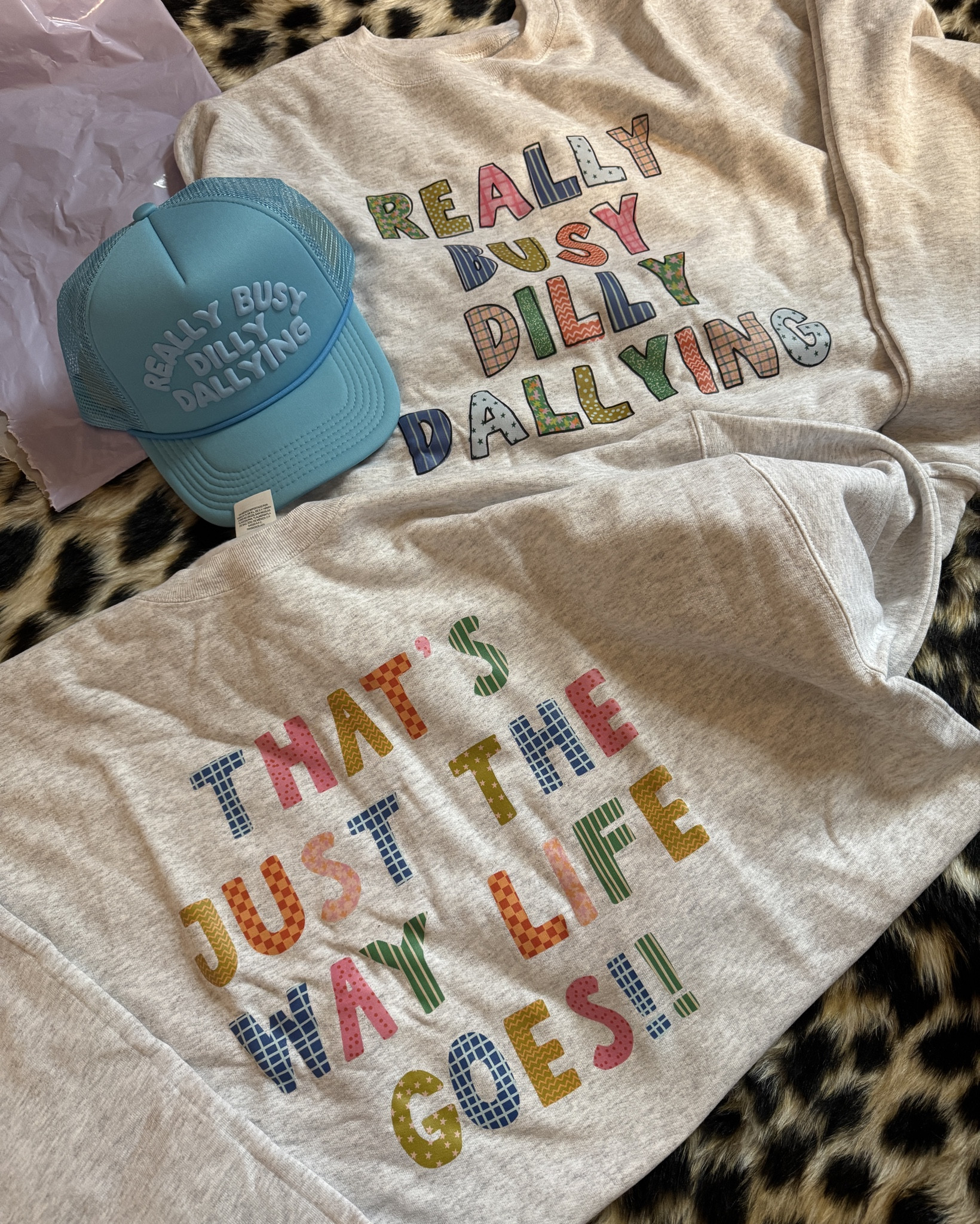 the cutest delivery of my favorite hobby; dilly dallying 👌🏻