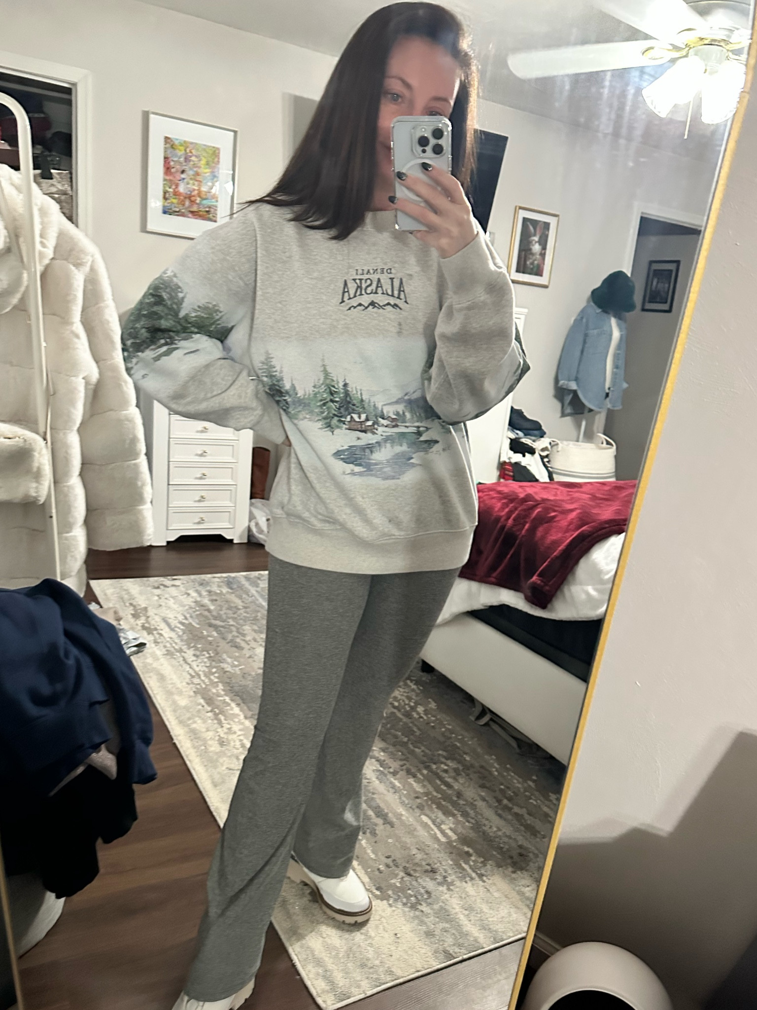 Fav loungewear still on sale! 
My new all-time pick for lounge/workout pants.
Run TTS
Sweatshirts are just slightly oversized, but wouldn’t size down. 
#ypb #comfy #athleisure 

#LTKActive #LTKFitness #LTKFindsUnder100