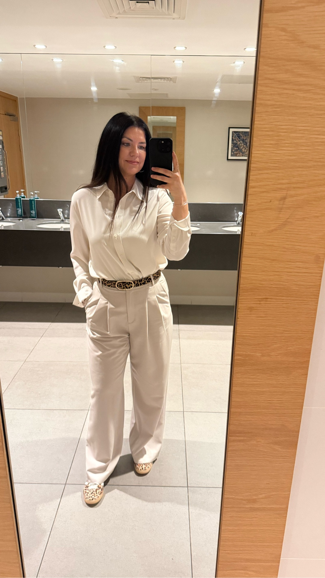 My “American dad” trousers. Love this work outfit. Elevated with leopard print details x

#over50 #over50style

#LTKuk #LTKover50style #LTKstyletip
