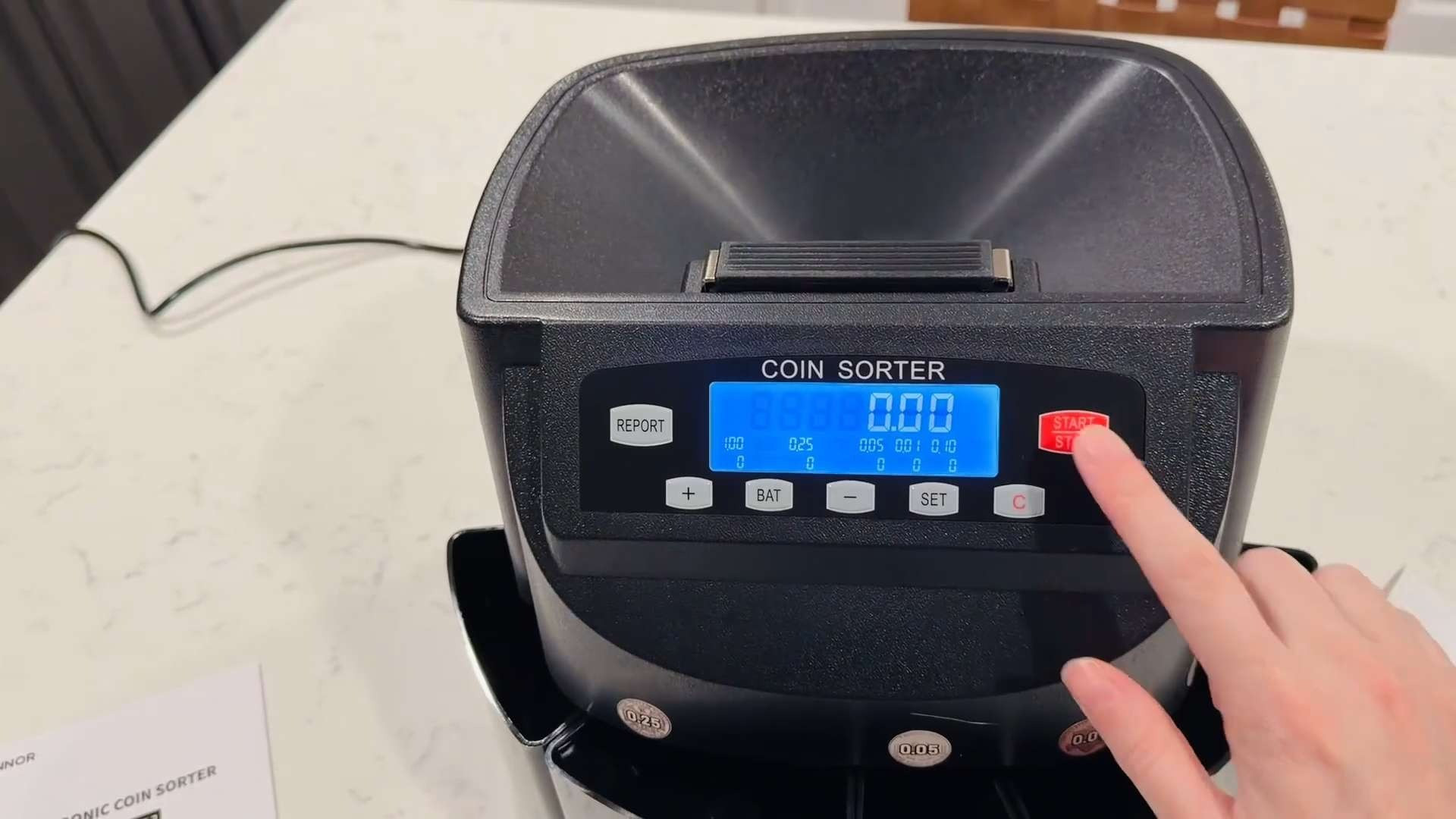#ad This post contains affiliate links, which means I may earn a small commission if you make a purchase through my links.

If you’ve got a jar of loose change sitting around, this coin counter and sorter makes organizing it so much easier. It automatically sorts and batches coins and can process up to 300 coins per minute, saving time compared to hand counting. Great for organizing savings, prepping bank deposits, or just clearing clutter. 

 #LTKHome