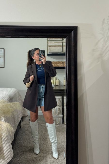 Game day outfit idea!
Denim dad shorts / 29
Tshirt from Emily Roggenburk / M
Blazer / M
Boots / TTS (would recommend putting inserts in these bc they’re realllly uncomfortable) 

