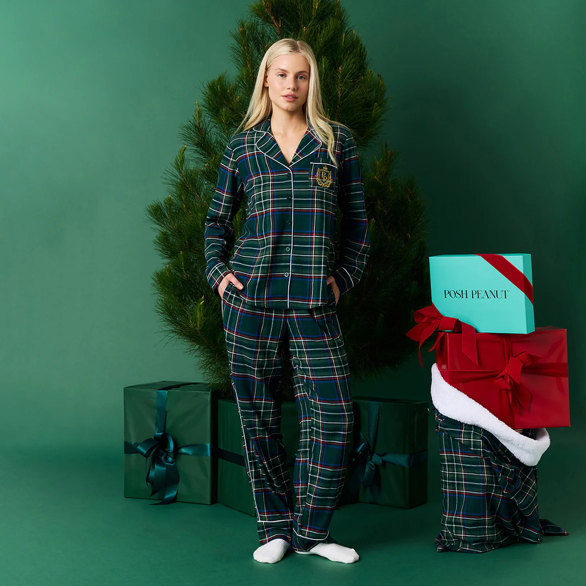Holiday Green Luxe Womens Pajamas | Green Tartan Plaid | Posh Peanut