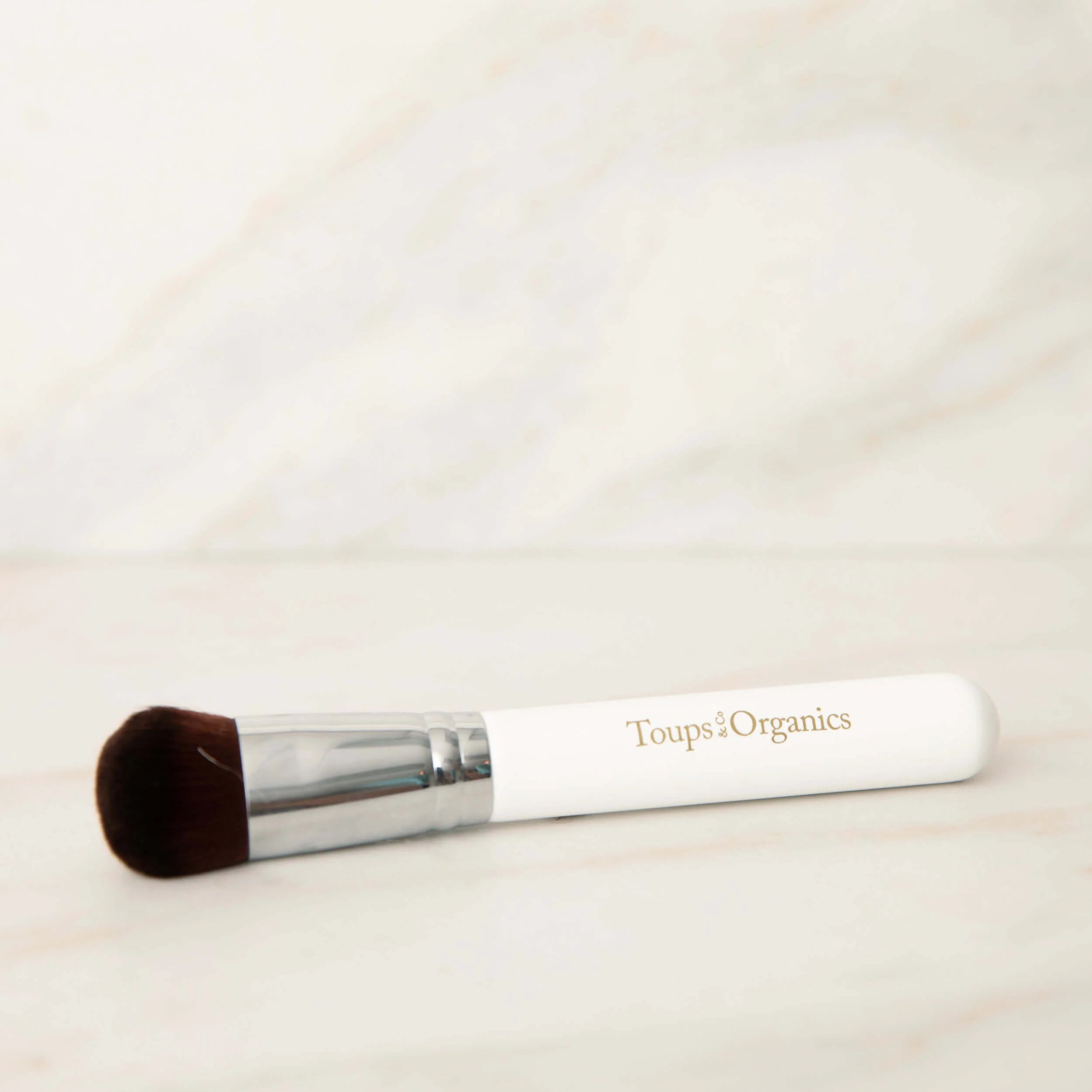 Mineral Makeup Brush | Easy Application | Toups and Co Organics