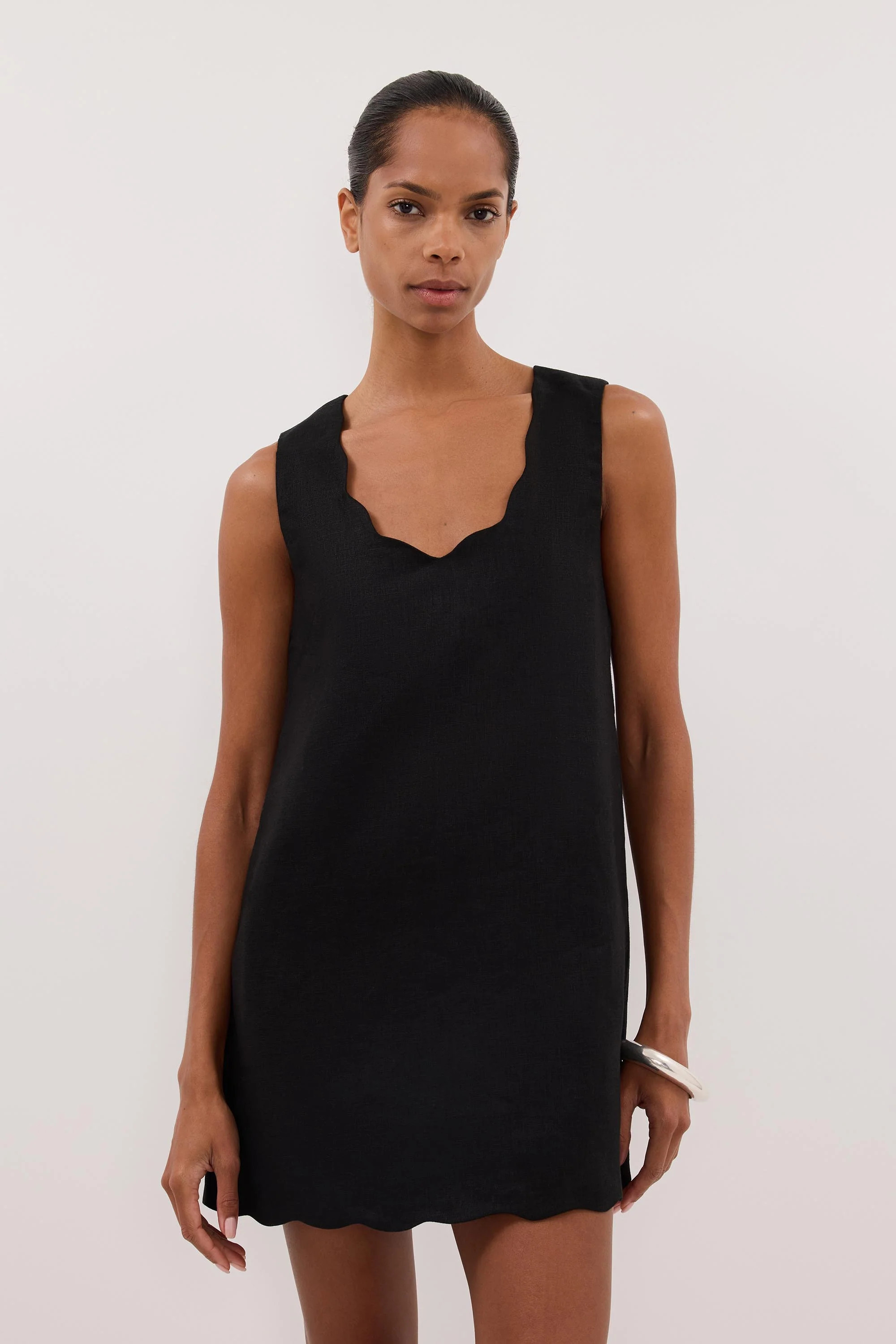 LELA BLACK LINEN MINI DRESS | DISSH