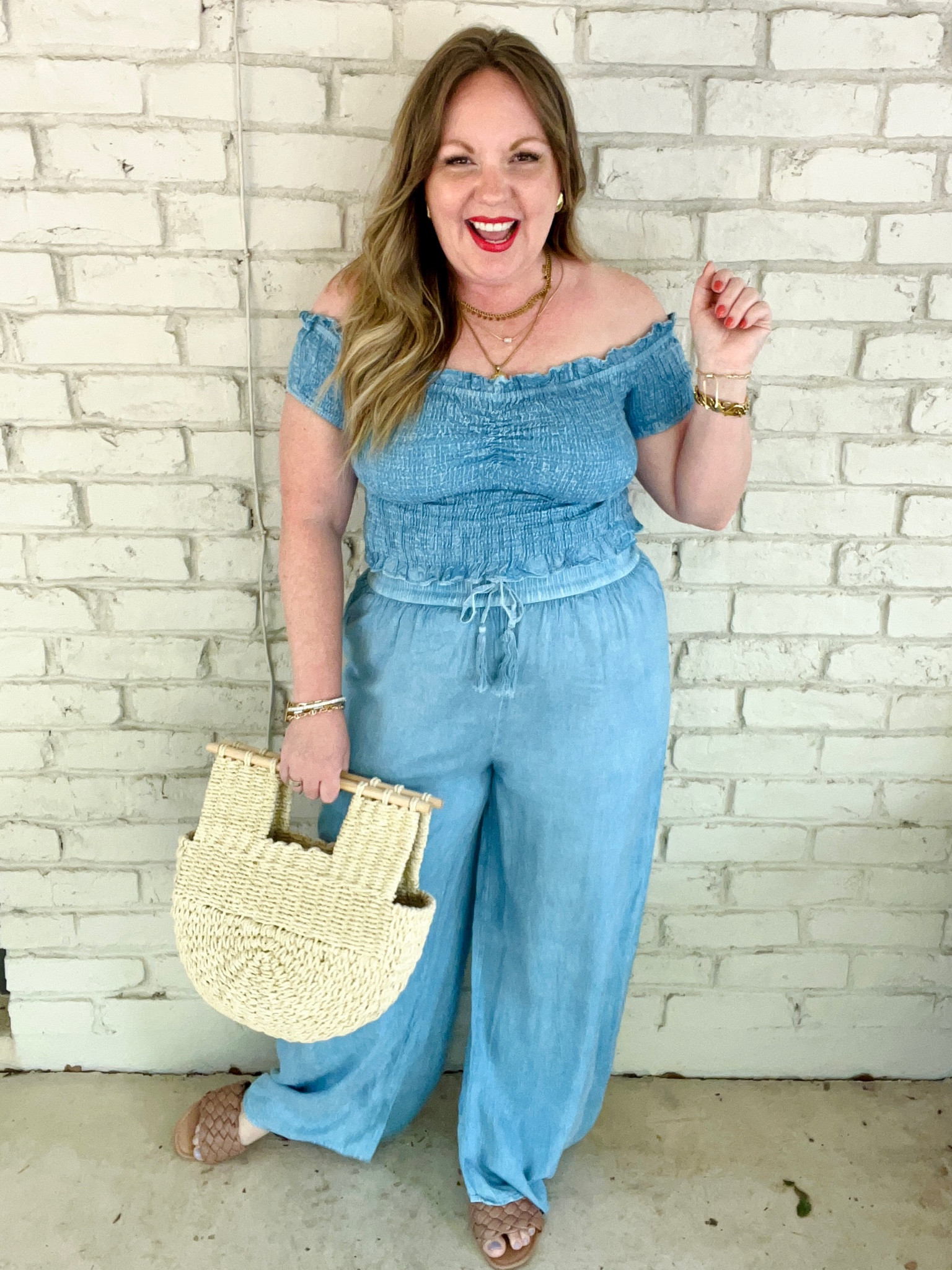 Large set

#LTKunder50 #LTKstyletip #LTKSeasonal