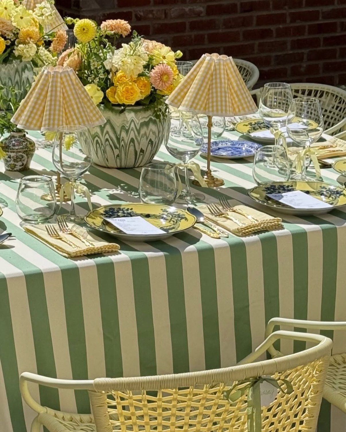 Tablescales of 2025! 🤍

#LTKHome #LTKfoodie