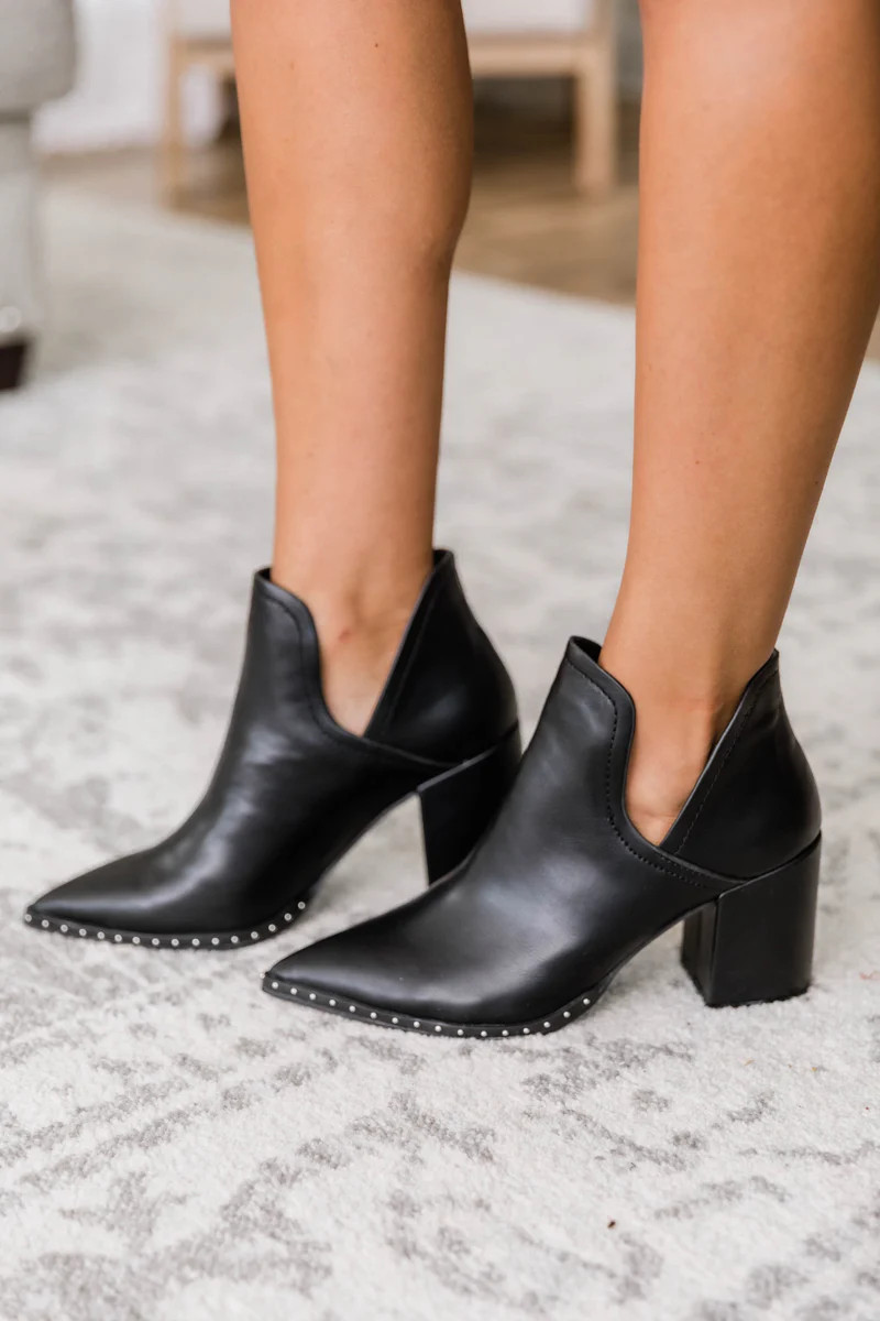 Kailey Studs Black Booties | The Pink Lily Boutique