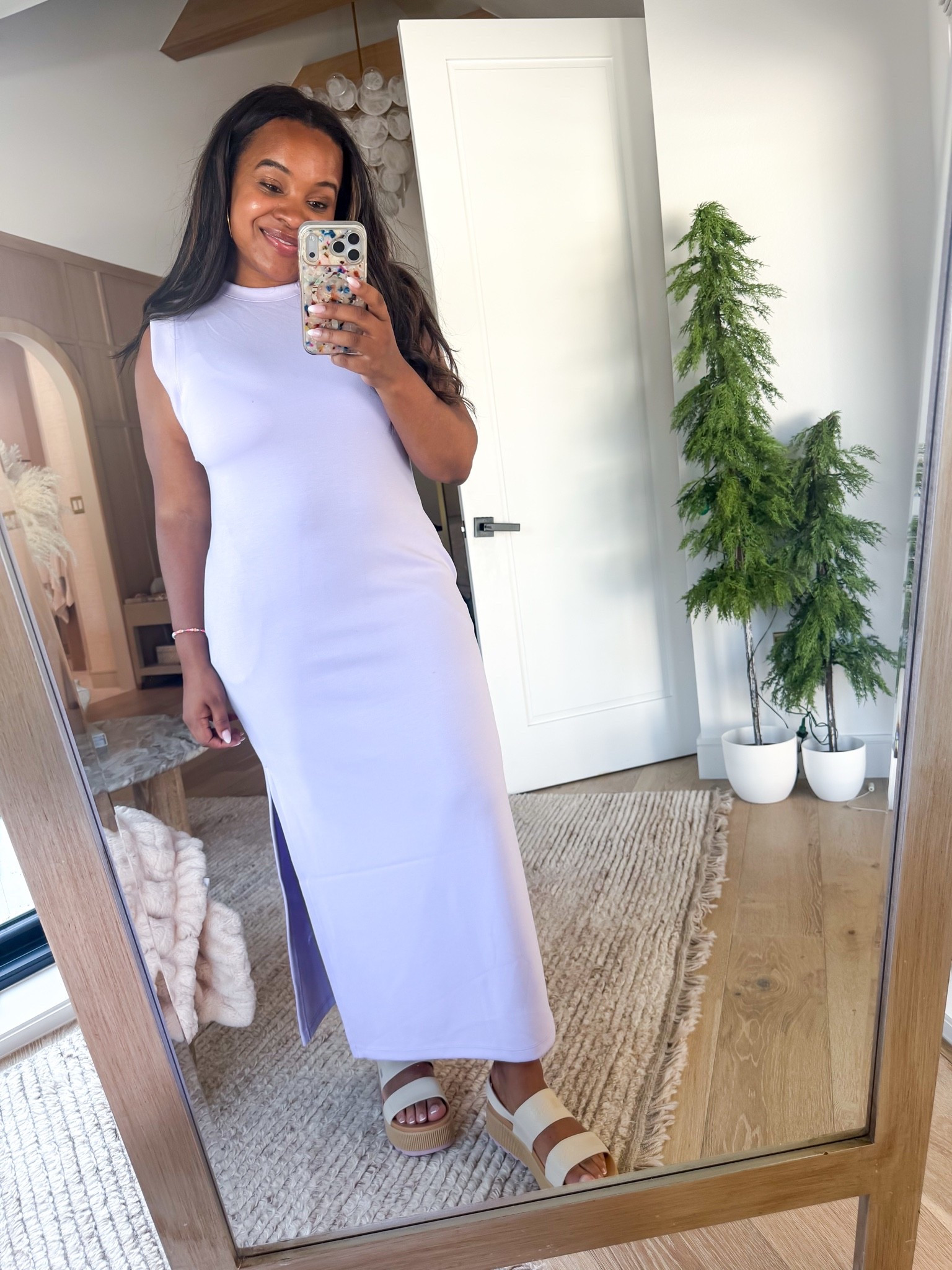 This maxi dress needs to be in your summer wardrobe! 👏🏽 Wearing a size medium!

#LTKootd #LTKSeasonal #LTKMidsize