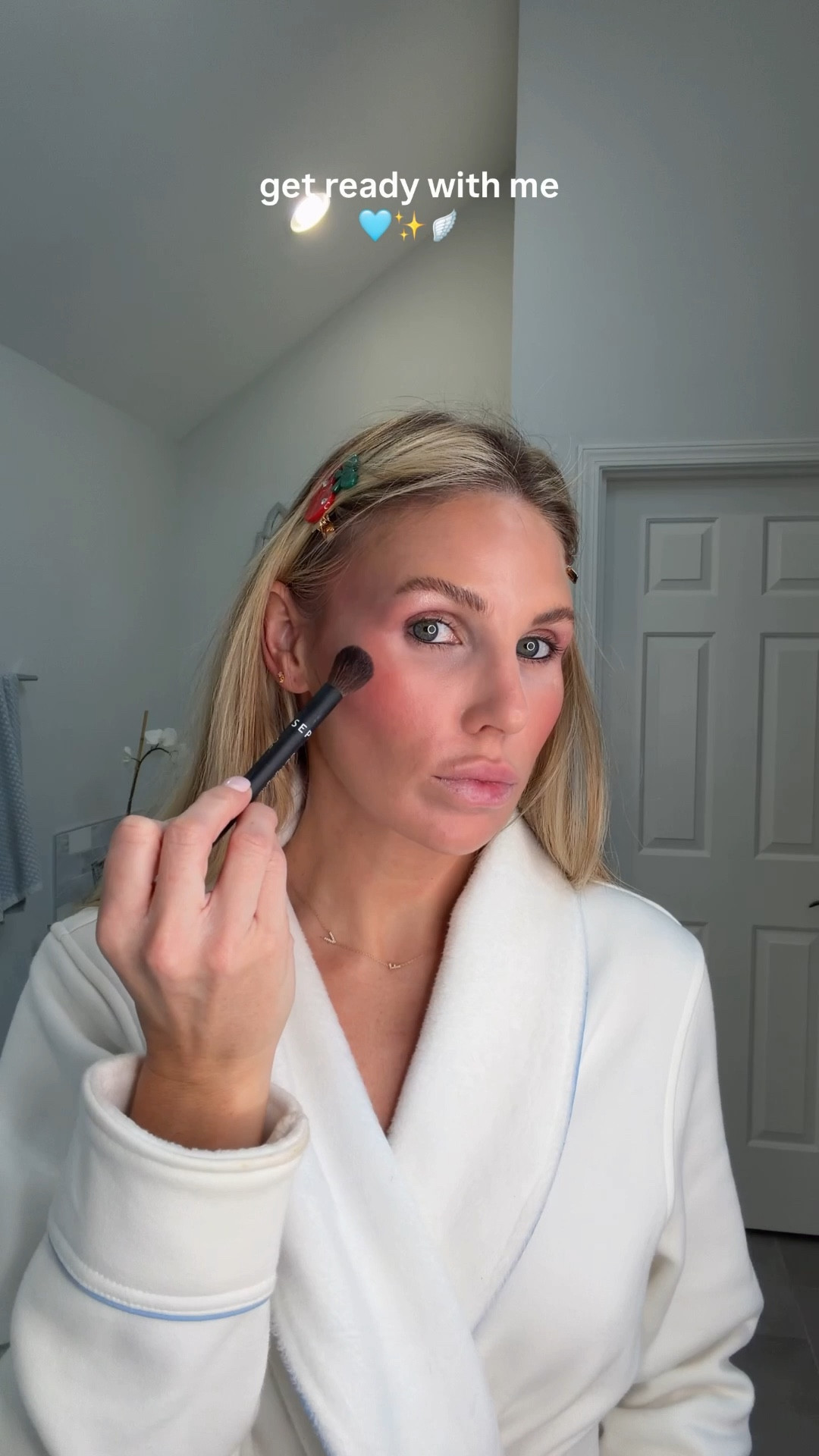 GRWM vlog 🩵✨🪽 

Comment NEED for makeup and skincare links sent directly over to ya! 


#LTKdayinmylife #LTKgrwm #LTKBeauty