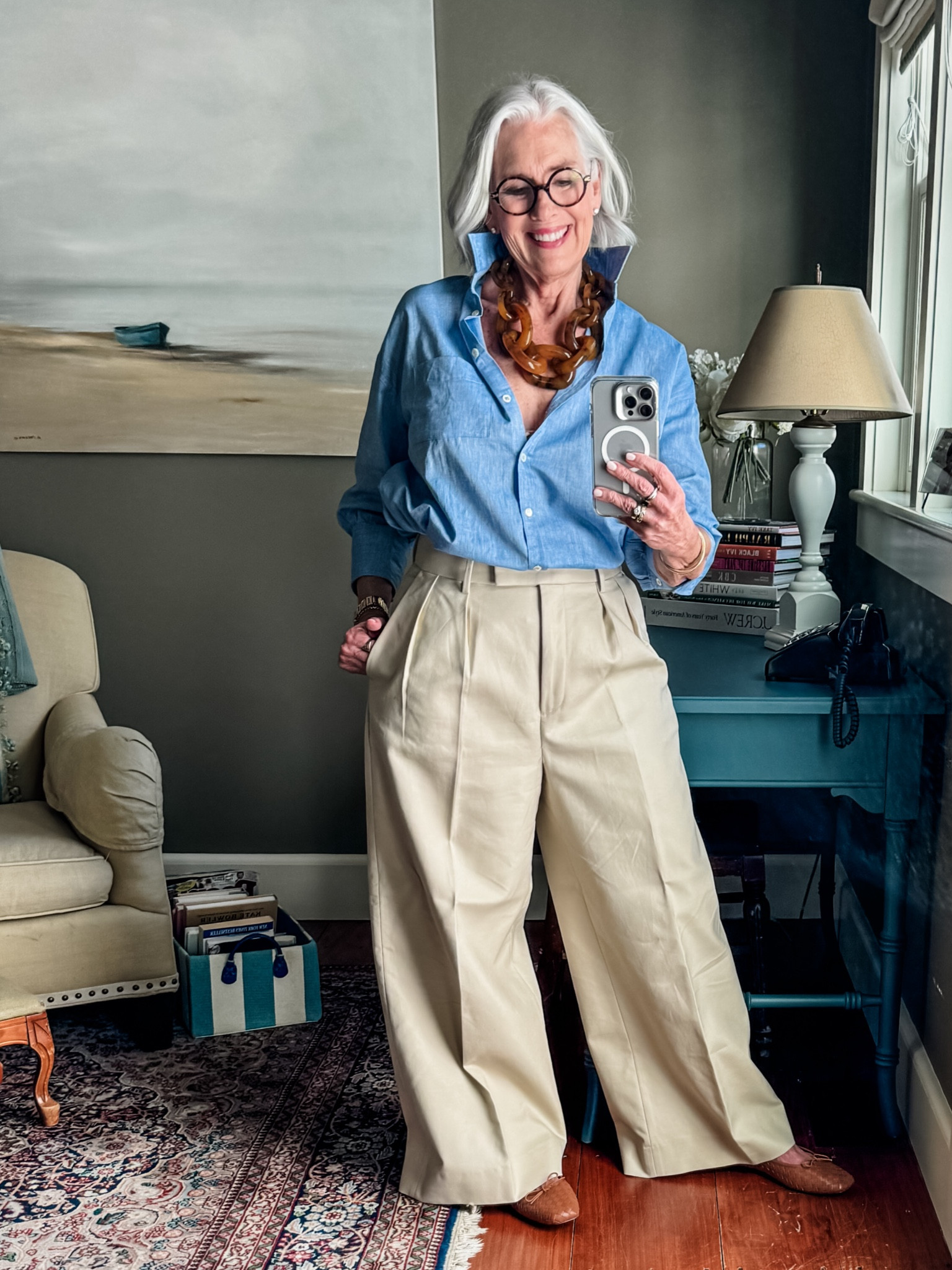 If it’s Tuesday this must be a showstopper tortoiseshell necklace! 


#LTKstyletip #LTKshoecrush #LTKxMadewell