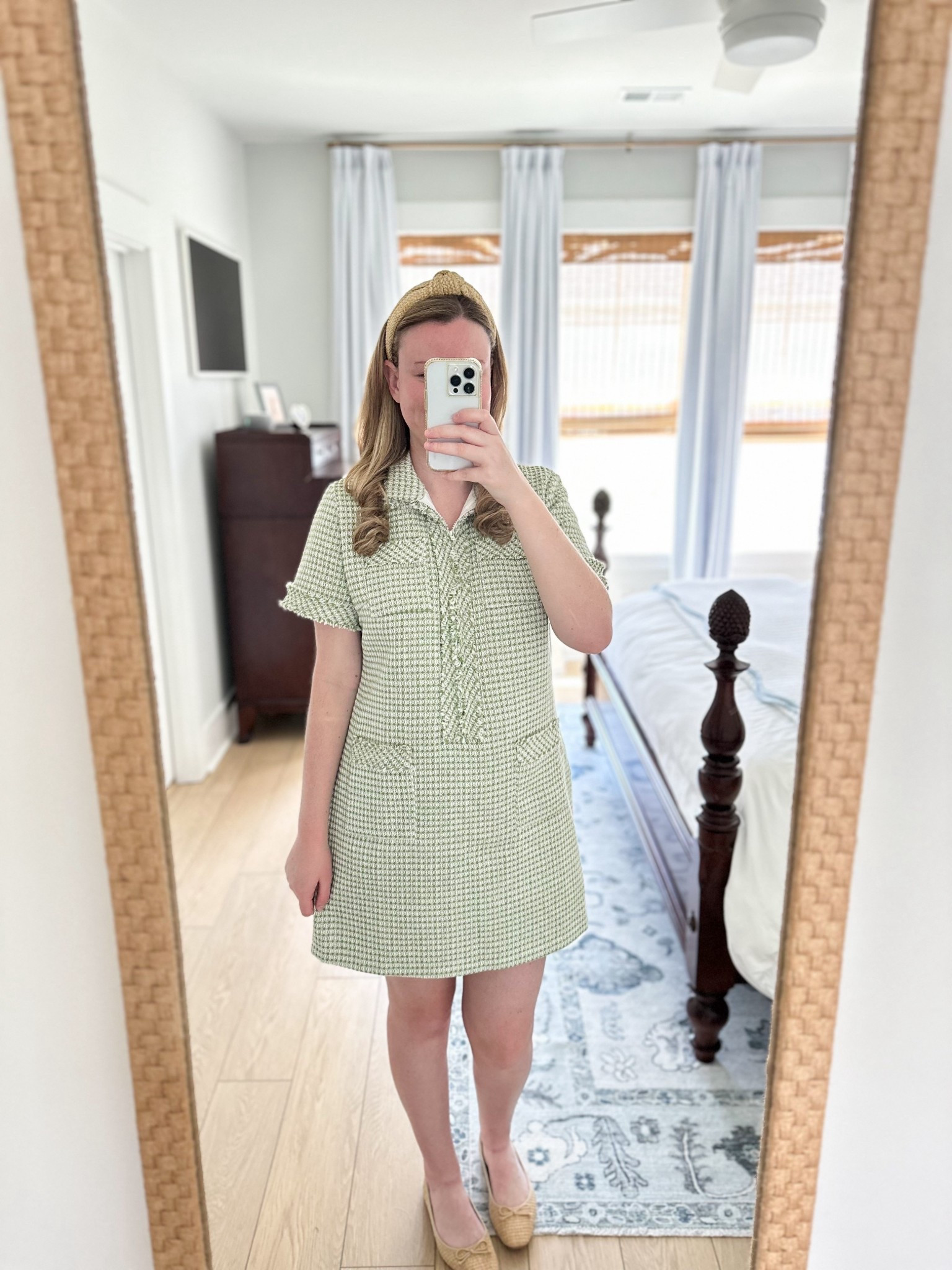 Cute Amazon dress for fall! 💚

Amazon dress, fall dress, green dress, fall family photo outfit, family photo dress, fall photo dress, tweed dress, designer look, look for less

#LTKFindsUnder50 #LTKStyleTip