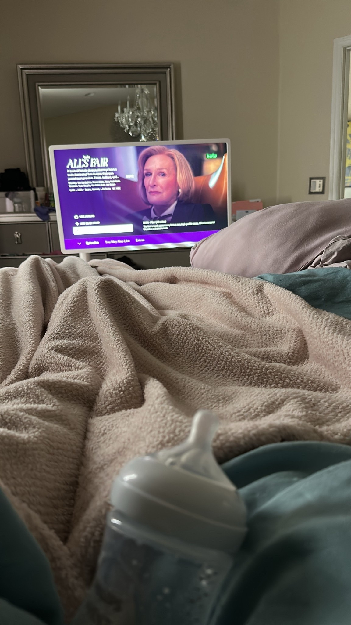 Not just a screen… it’s a whole lifestyle upgrade 🤍
The LG StanbyME 2 moves wherever I need it — kitchen, office, bedroom, baby’s room. Sleek, cordless, and actually cute. 

#LTKValentine #LTKselfcare #LTKHome