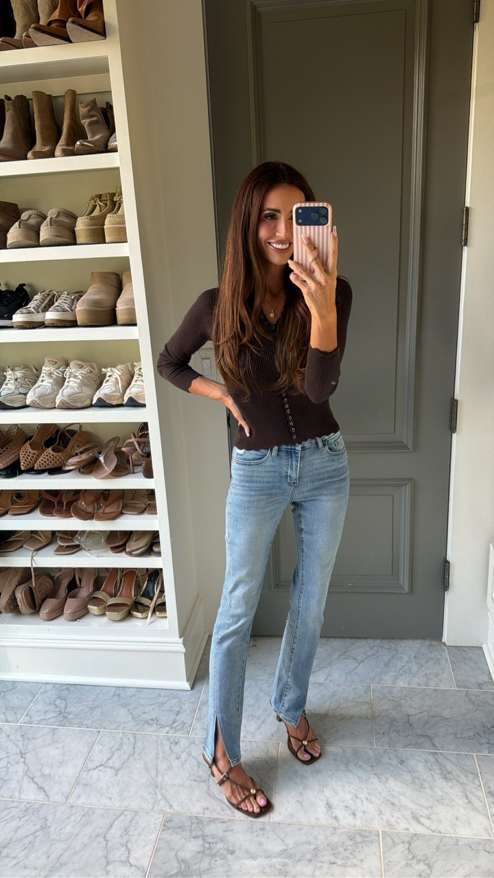 Use code SARAH40 sitewide on Vici
Top XS
Jeans 25
Shoes TTS

#LTKootd #LTKgrwm #LTKdayinmylife