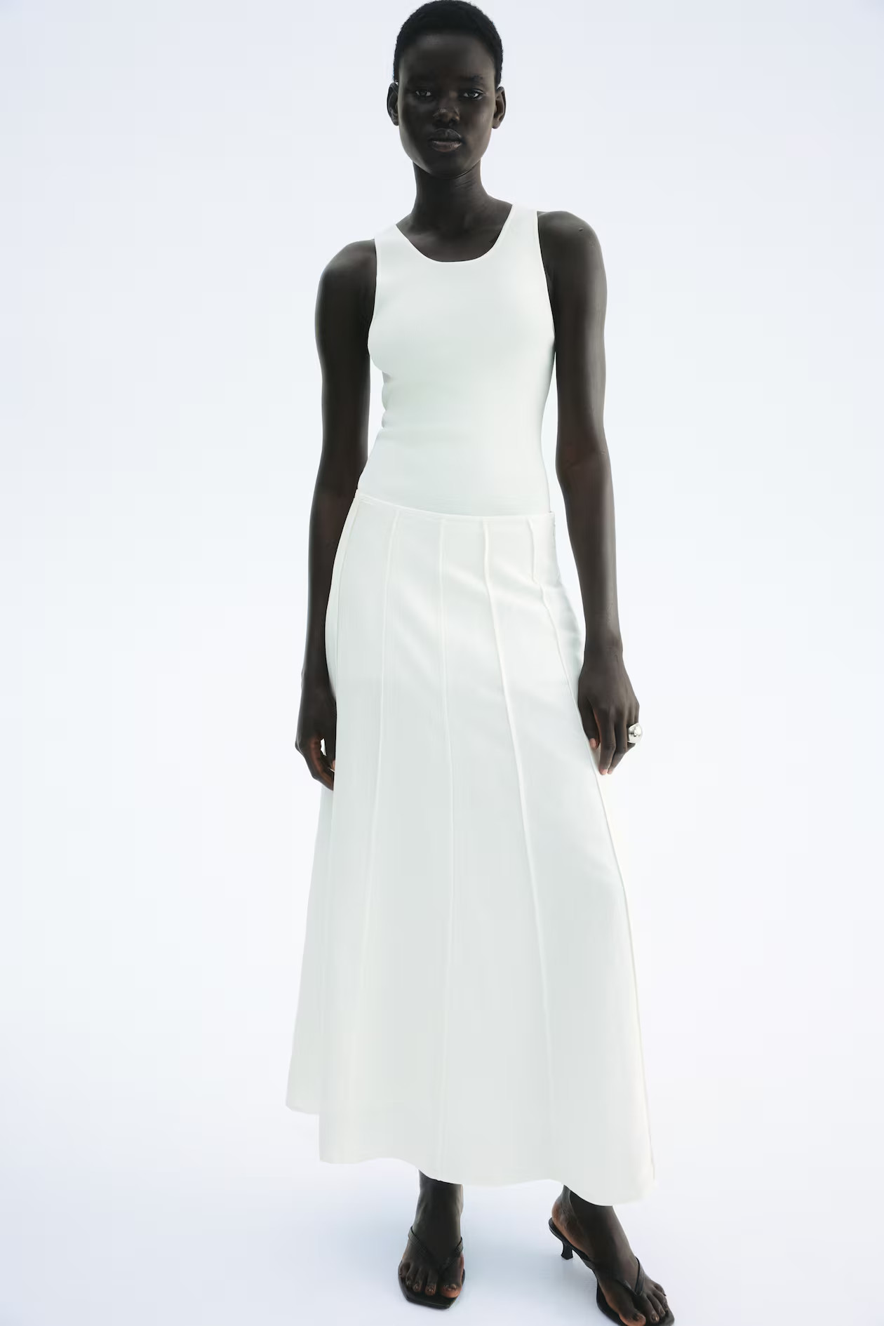 Flared linen-blend skirt | H&M (UK, MY, IN, SG, PH, TW, HK)