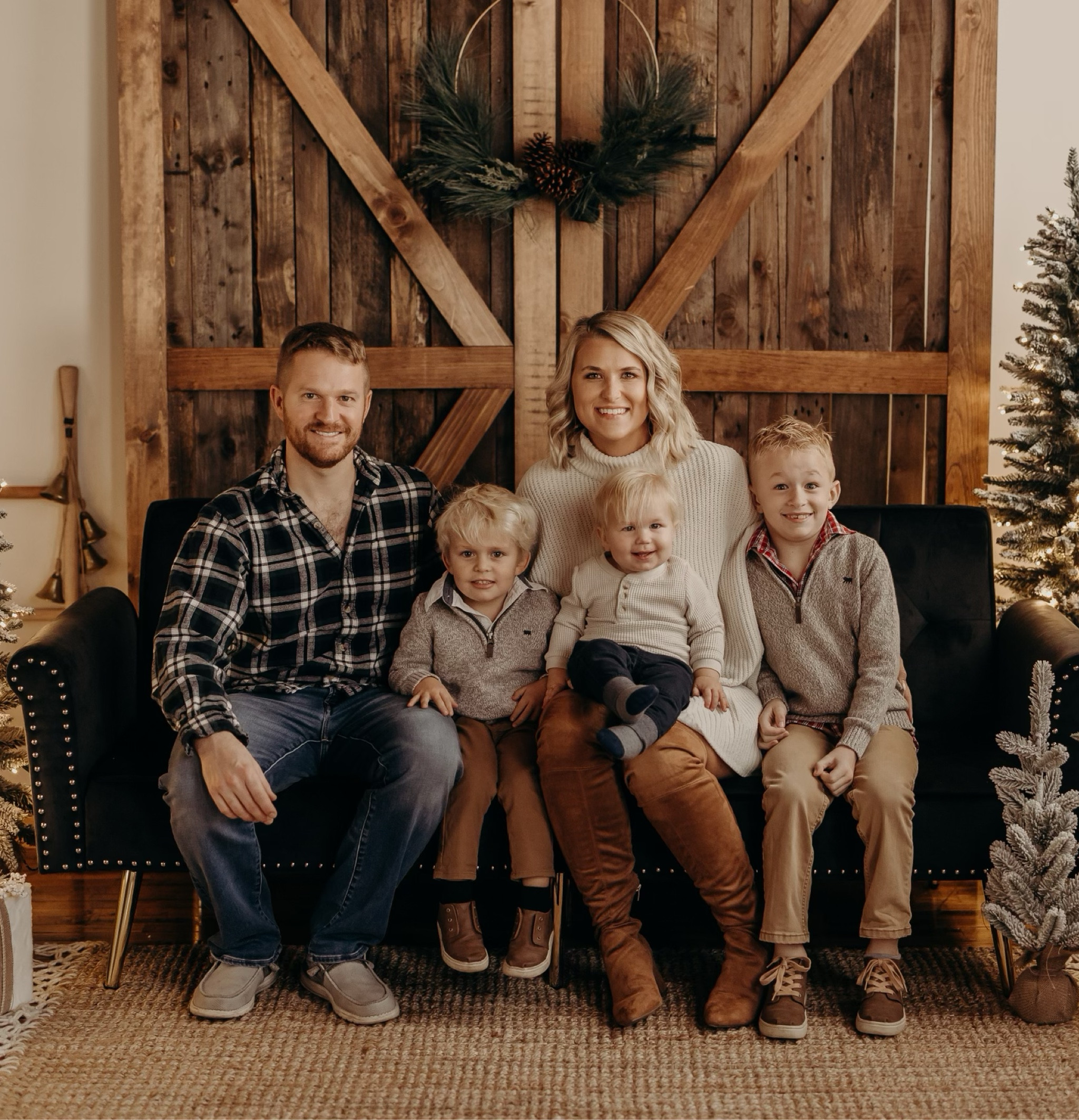 Christmas Outfits 
Family Christmas picture outfit 
Christmas Day outfits 

#LTKHoliday #LTKstyletip #LTKfamily