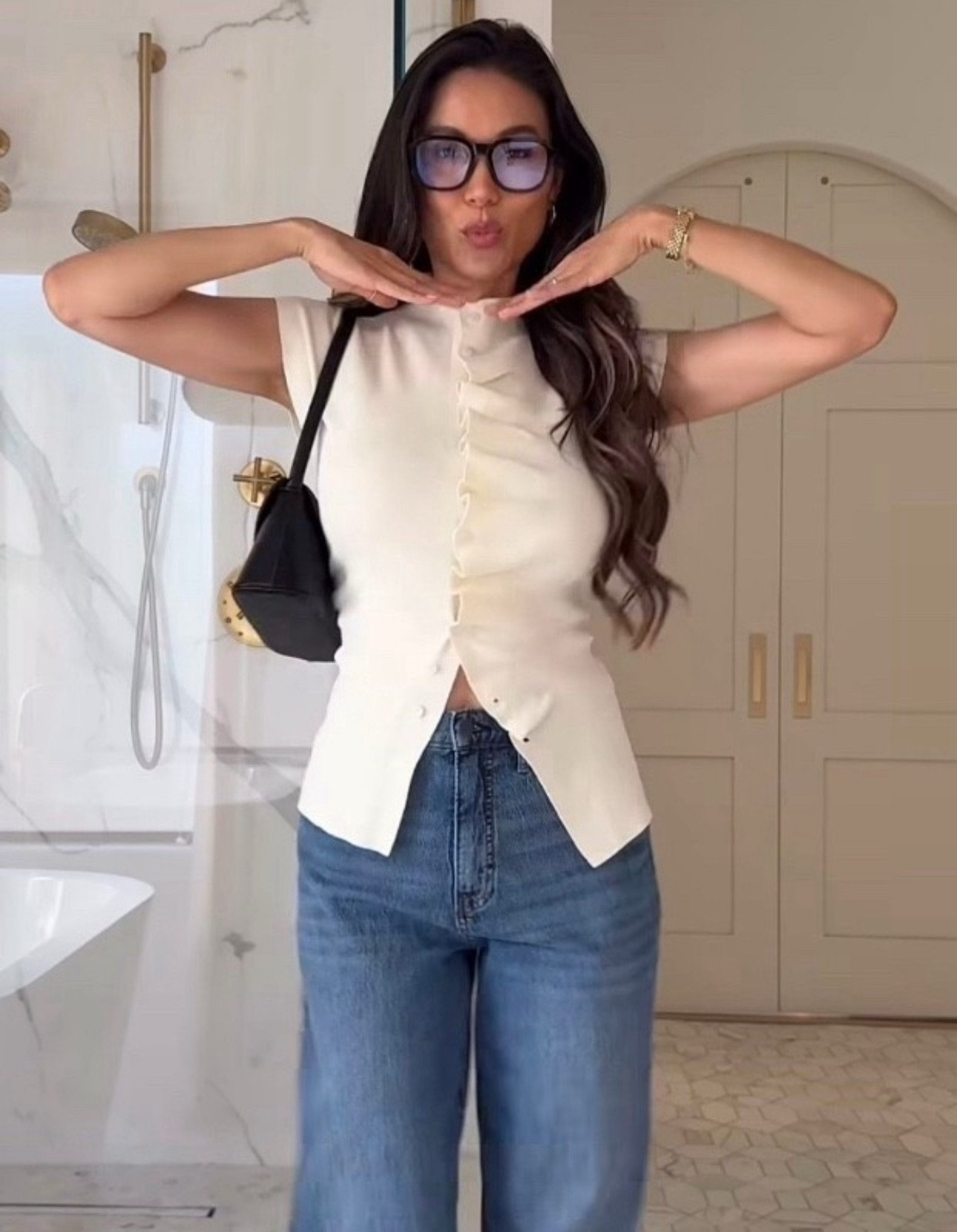 Scroll to shop! Follow for more finds! Xo! 🥰 

#LTKFindsUnder50 #LTKootd #LTKFindsUnder100