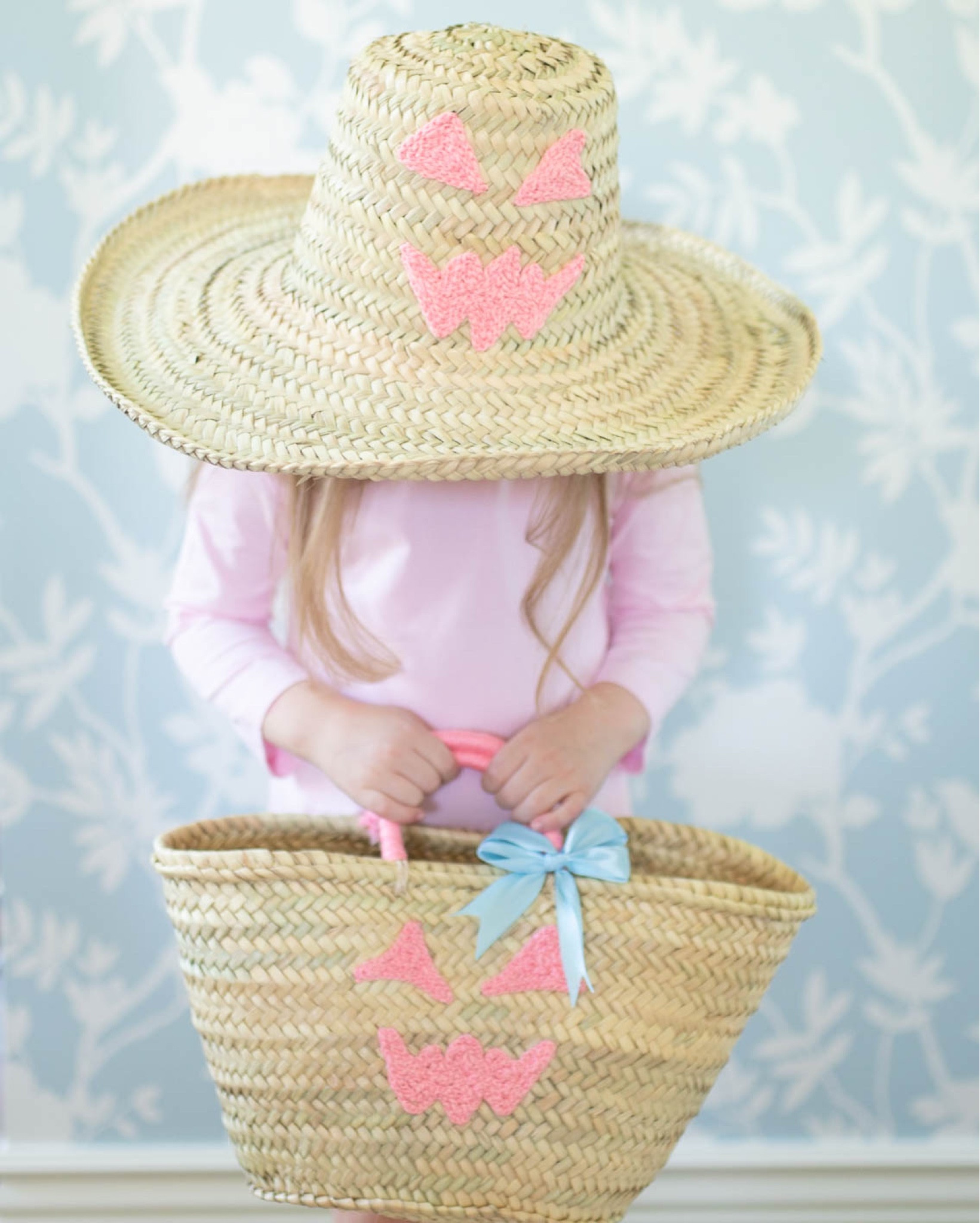 BOO! The cutest Halloween bag and hat! #halloween #kids #halloweenbag 

#LTKHalloween