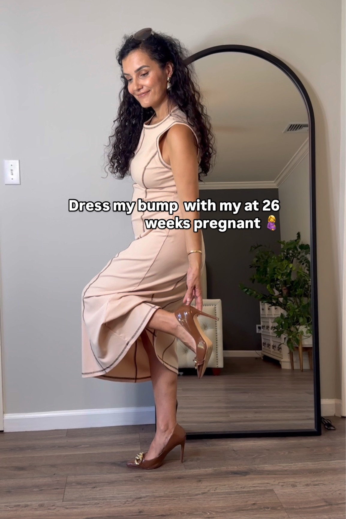 Adorable dress that looks like $$$, but for a fraction of the price 

I am a size 6 or M in US🫶 now

To shop this reel comment the word, “Shop" below and I’ll send you all the outfit details

✨𝐹𝒾𝓃𝒹 𝓉𝒽𝑒 𝓁𝒾𝓃𝓀𝓈 𝒾𝓃 𝓂𝓎 𝒷𝒾𝑜!

~𝐿𝑖𝑘𝑒 and 𝑓𝑜𝑙𝑙𝑜𝑤 @funstyleforall for more 

Fall outfit inspo | connecticut newyork blogger | trending style | reel fashion | Aesthetic style | Parisian lifestyle | city life | Minimal style | beautiful style | bump outfit | neutral style | minimal fashion | trendy style | fall fashion 
#bumpfriendly #bumpin #maternity #maternityfashion #affordablefashion #amazonfinds 
#grwm #fashionreels #outfitreel #classiclooks #reelfashion
#dailyreels #stylingreels #outfitofthedays #casualstyle #theperfectsimple #instafashionblogger #inspirationstyle #fashionideas  #classicfashion #minimalistfashion #myfashion #outfitideasforyou  #usfashionbloggers #ootdstyle  #simpleaesthetic #whattowear @wenrine_official