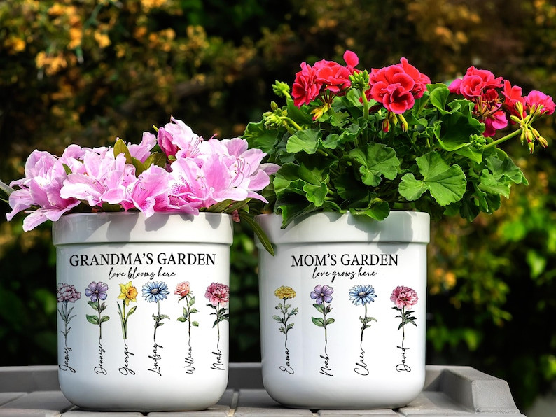 Grandma’s Garden Personalized Flower Pot, Birth Month Flower Plant Pot, Grandmas Garden, Gift f... | Etsy (US)