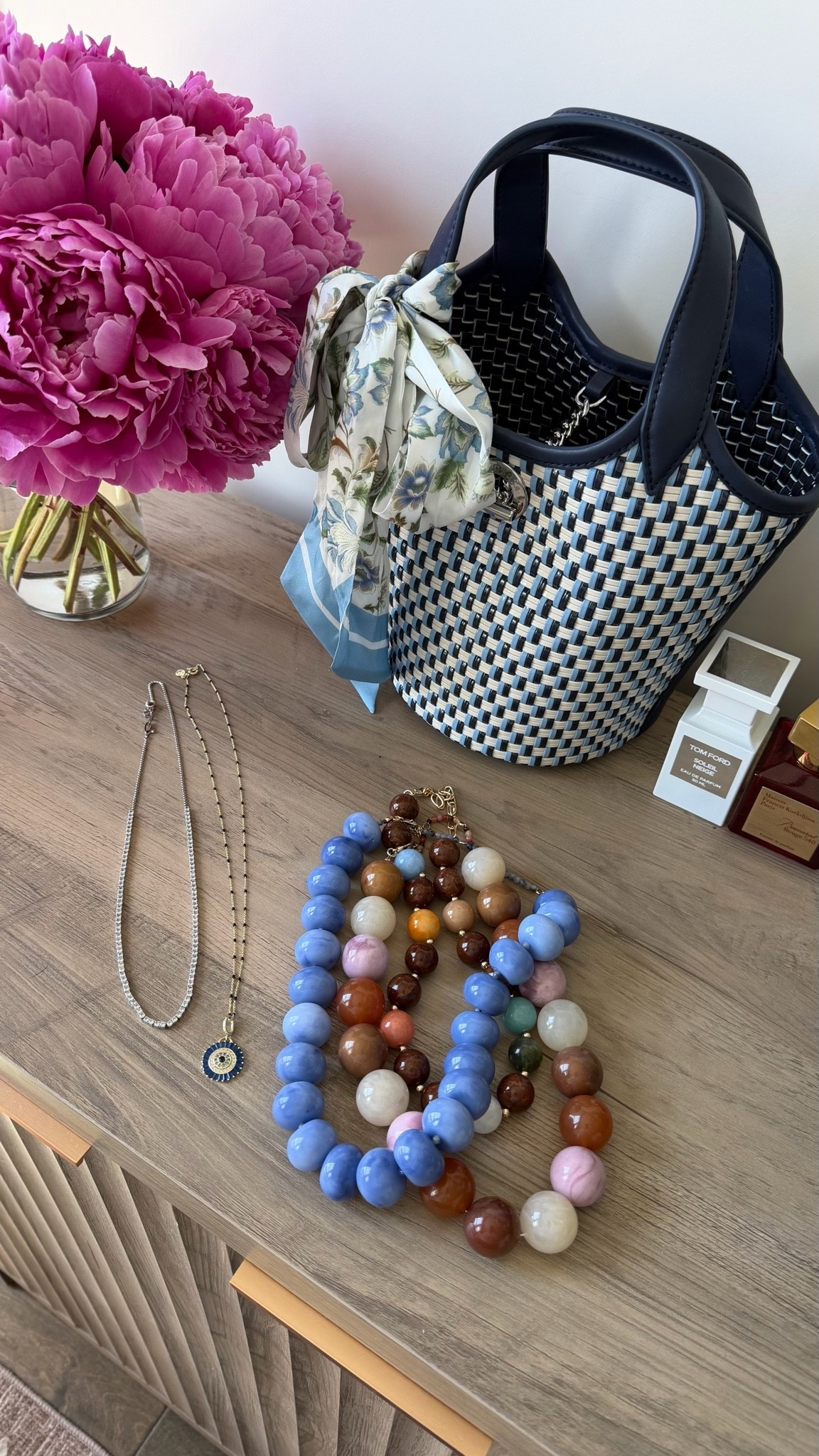 Some of my favorite accessories at the moment 💛

Baublebar current 25% off

#LTKootd #LTKSaleAlert #LTKMidsize