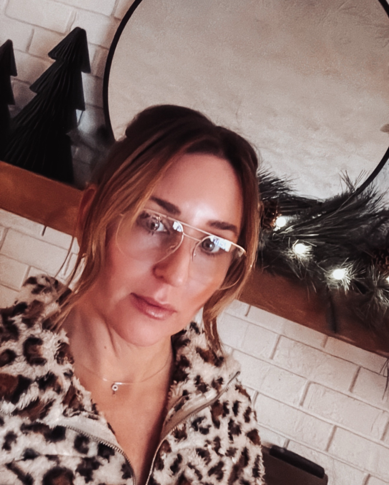 Readers | progressions | glasses | blue light | #ltksale | mom out fit | #lookoptic | my tag alongs 

#LTKmomlife #LTKselfcare #LTKOver40