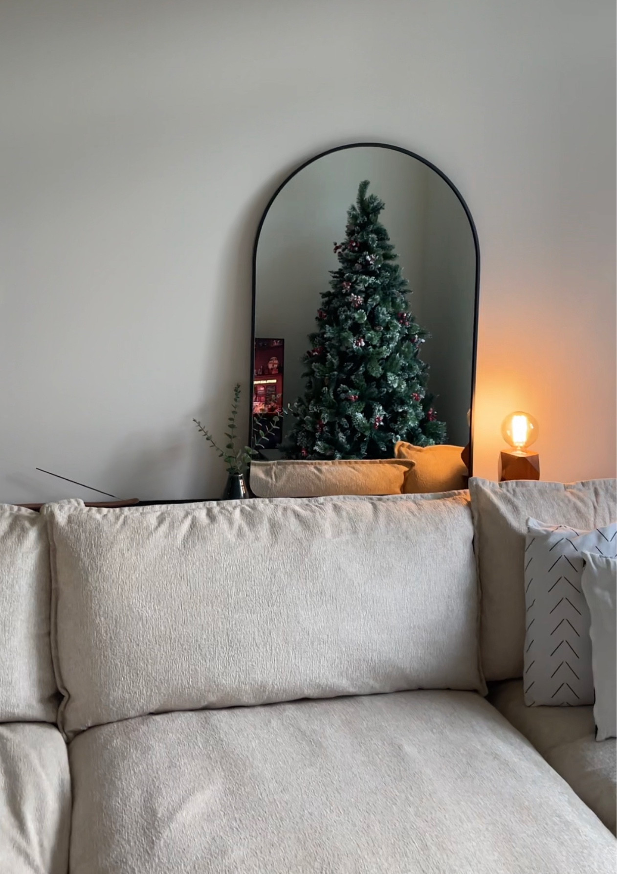 ASO: TikTok
Couch Color: Beige Fabric ◡̈ 
Mirror: 24”x36”


#LTKhome