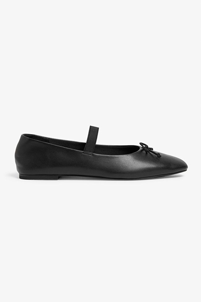 Black ballerina shoes | Monki
