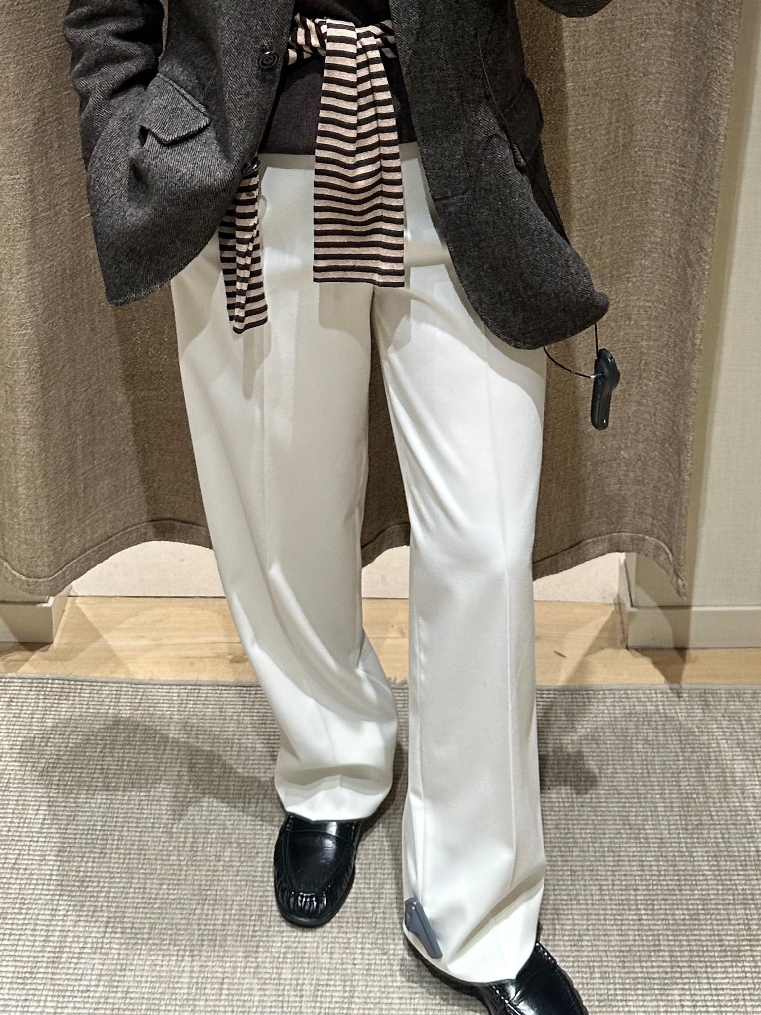 more try-ons: www.NURISVIEW.com