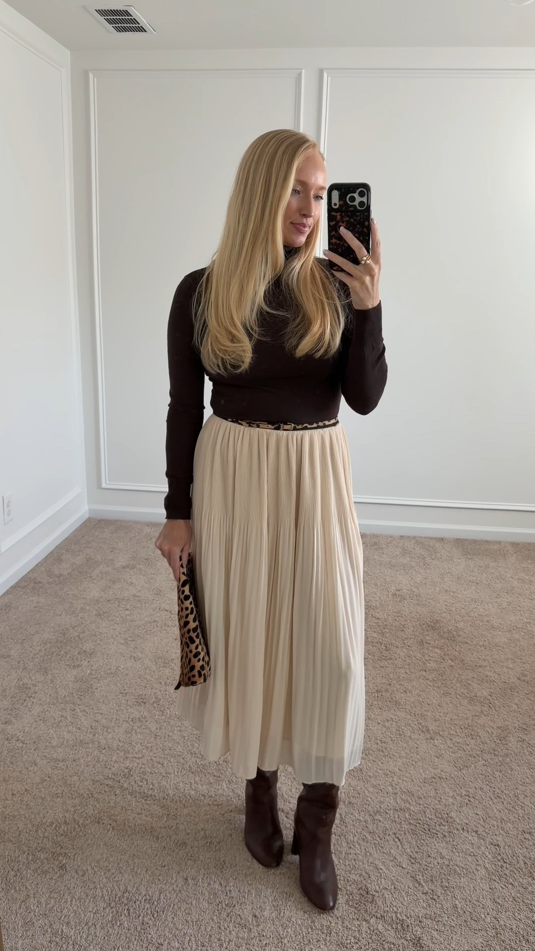 Chic Thanksgiving outfit idea! 

Maxi skirt // chocolate turtleneck // chocolate knee high boots /: fall outfit

#LTKStyleTip #LTKSeasonal