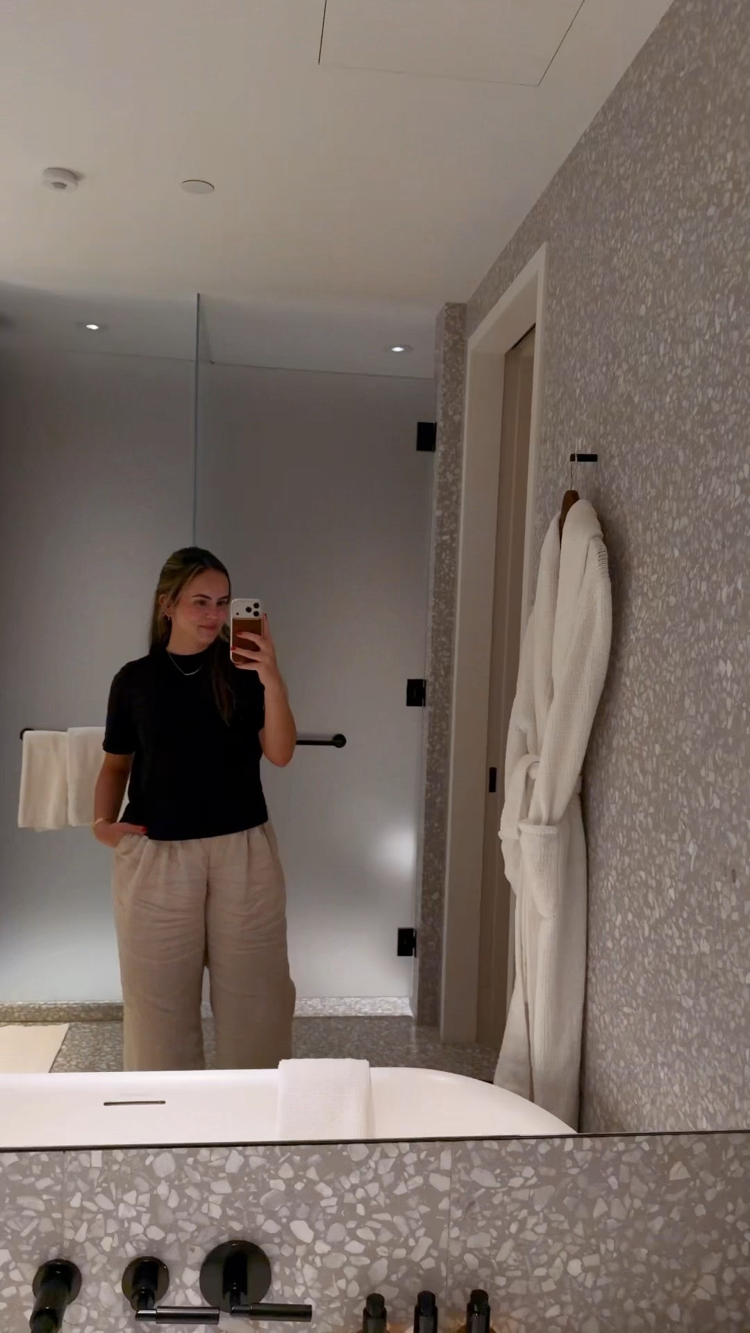 Ritz Carlton New York Nomad room tour 🖤🖤

#LTKvlog #LTKTravel #LTKdayinmylife