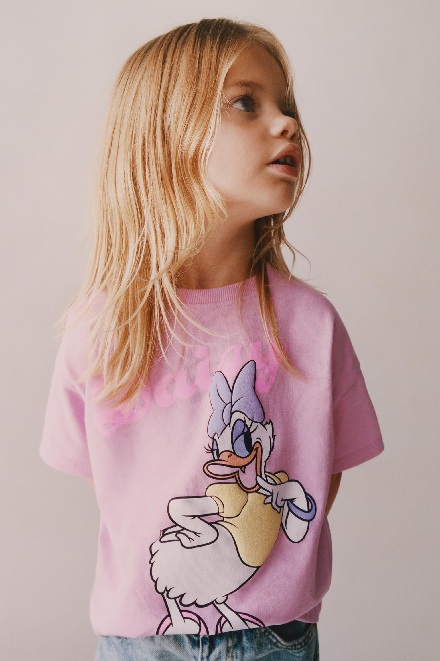 © DISNEY EMBOSSED PRINT T-SHIRT | Zara US