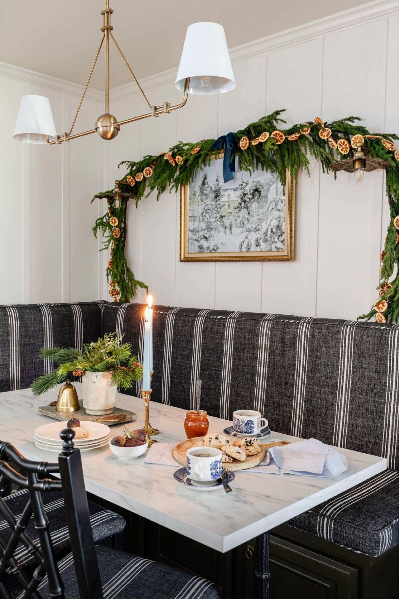 Identical garland as Afloral but for less! Last year, both garlands sold out by October, so buy now! Plus, it’s on sale! 


Real touch Norfolk pine garland , mantle, Christmas, popular, viral, tik tok, Kirklands

#LTKHoliday #LTKSeasonal #LTKhome