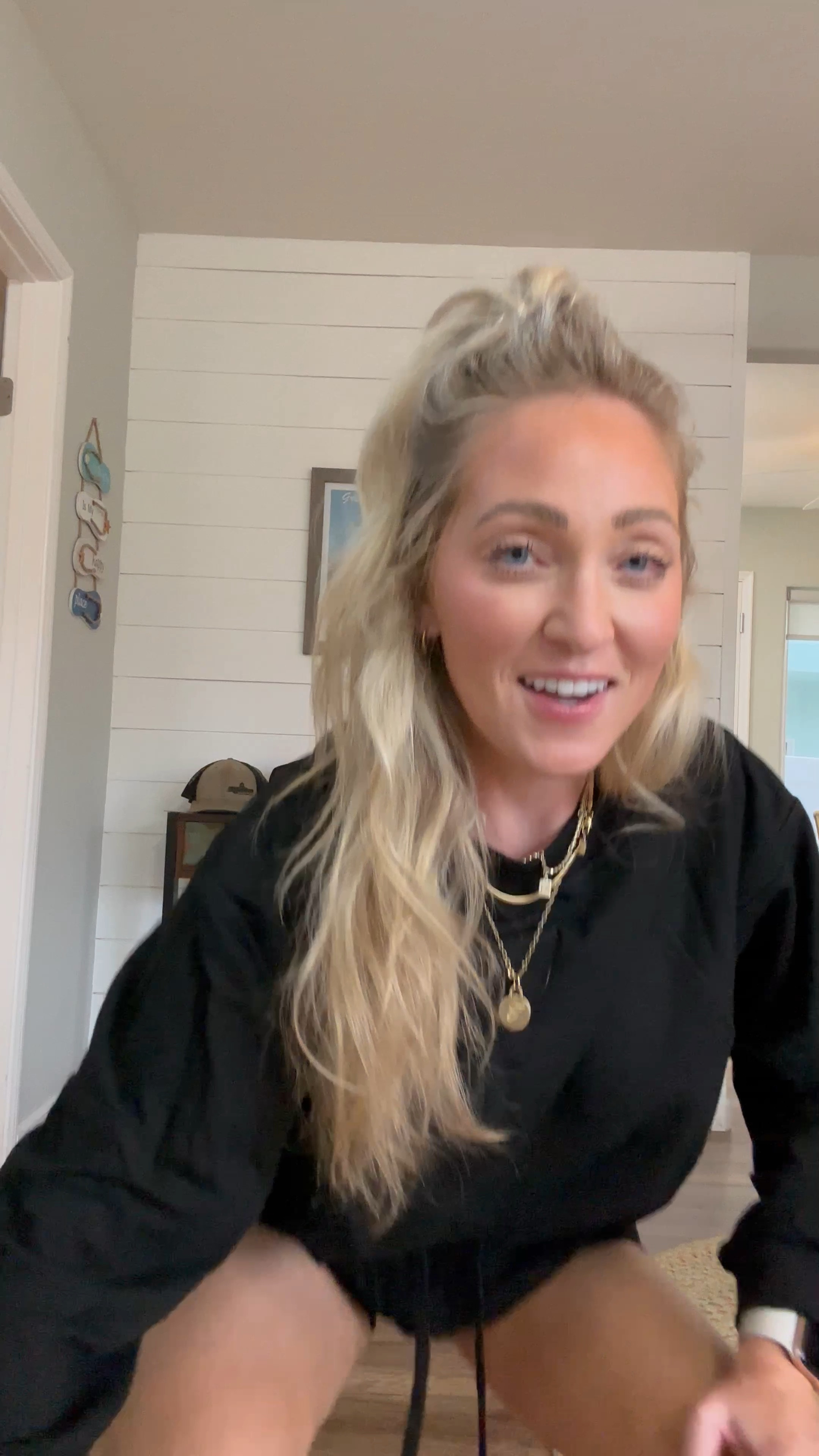 Size small set amazon - comes in 20 colors! 

#LTKunder50 #LTKstyletip