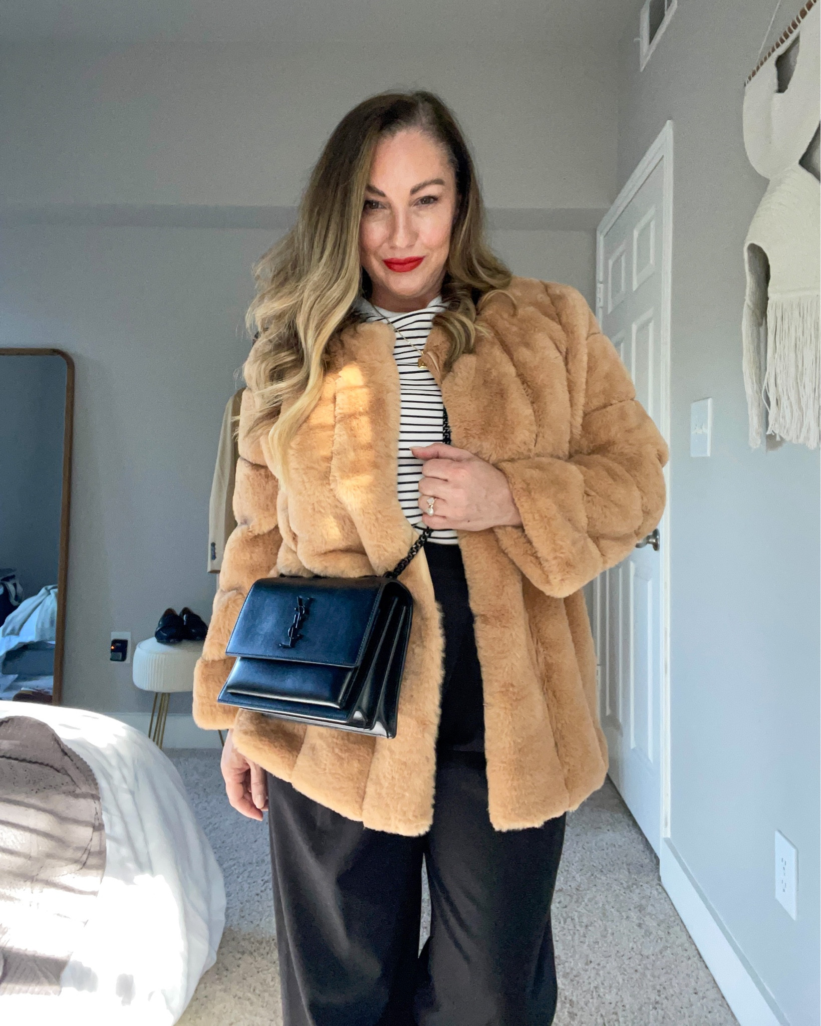 Fall style. Faux fur coat. YSL sunset bag. Striped tee. Black pants.



#LTKmidsize #LTKstyletip #LTKover40