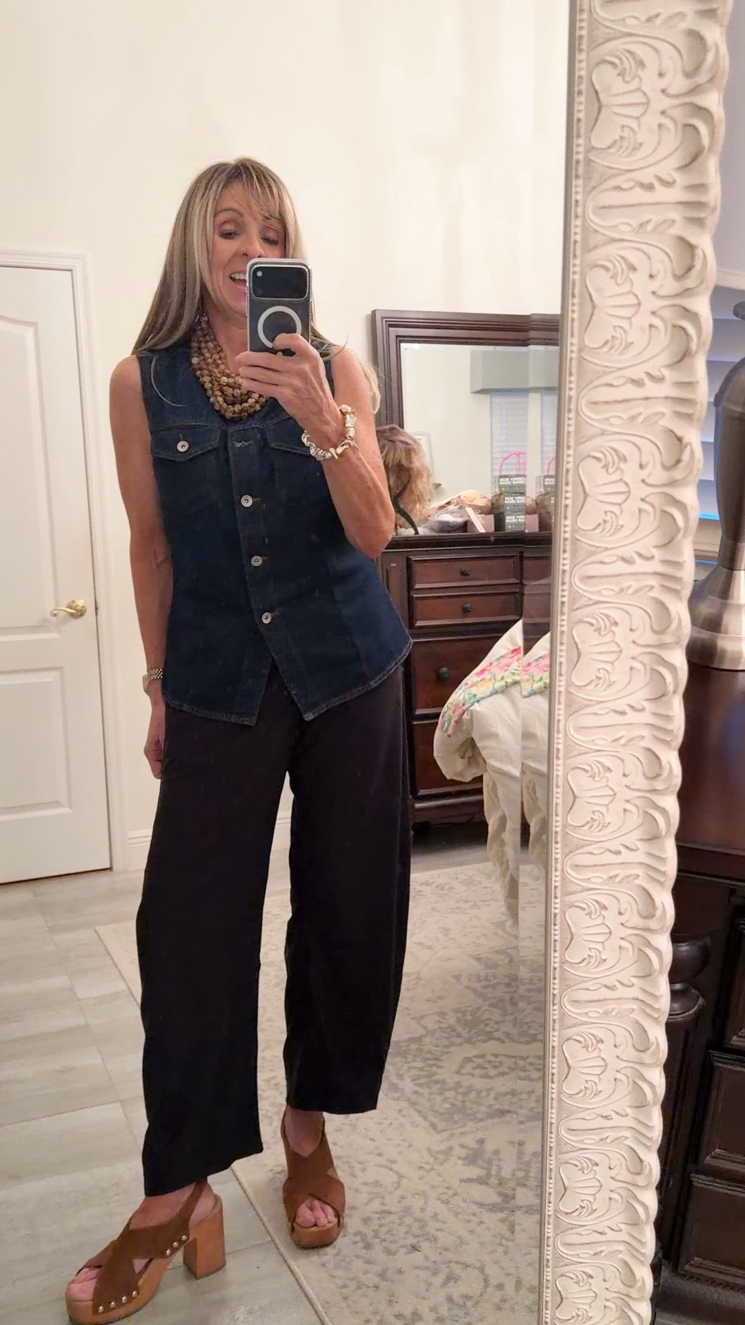 Just talking you through the process of getting ready. Don’t settle. Feel great about what you’re wearing!


#LTKSaleAlert #LTKOver40 #LTKootd