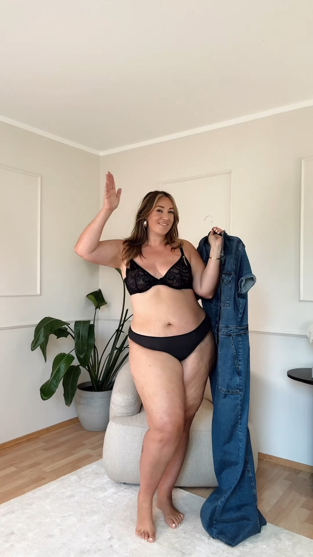 The perfect denim dress 

#LTKplussize #LTKstyletip #LTKcurves