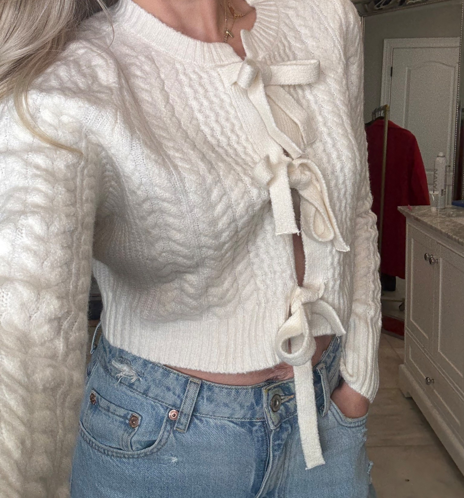 Adorable front tie bow sweater for the holidays !! Would be so cute with a leather jacket over for layering - wearing a size small 

#LTKHoliday #LTKSeasonal #LTKU