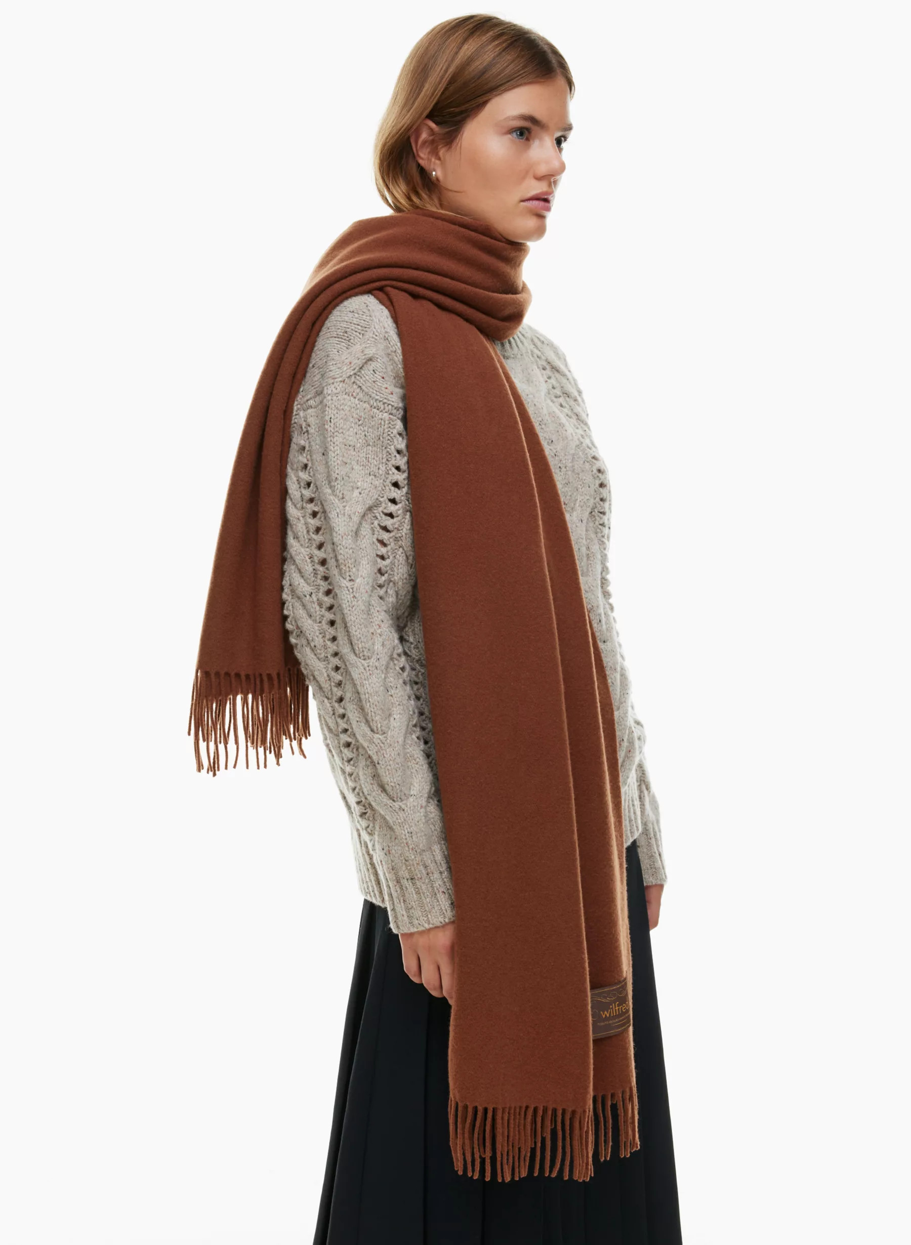 THE CLASSIC SCARF | Aritzia