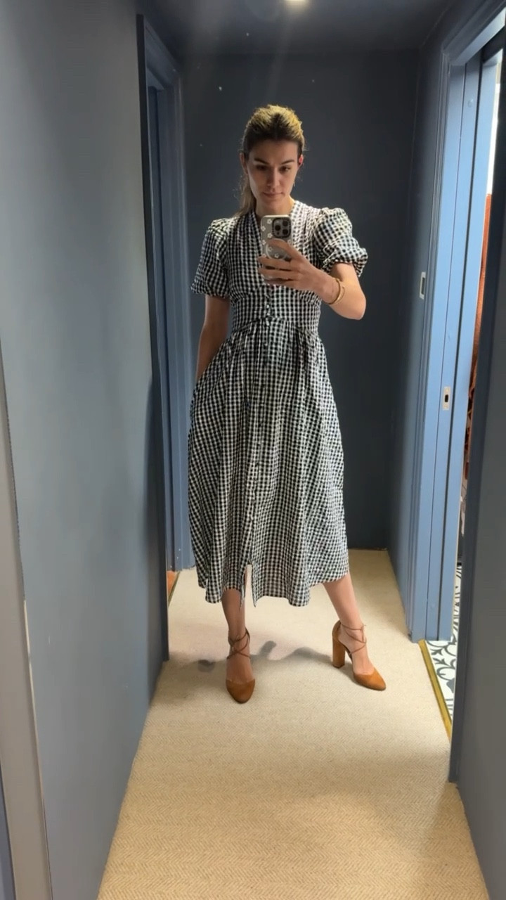 Gingham dress
Navy dress
Midi dress
Everyday dress
Summer midi dress
Blue midi dress



#LTKstyletip #LTKeurope #LTKuk