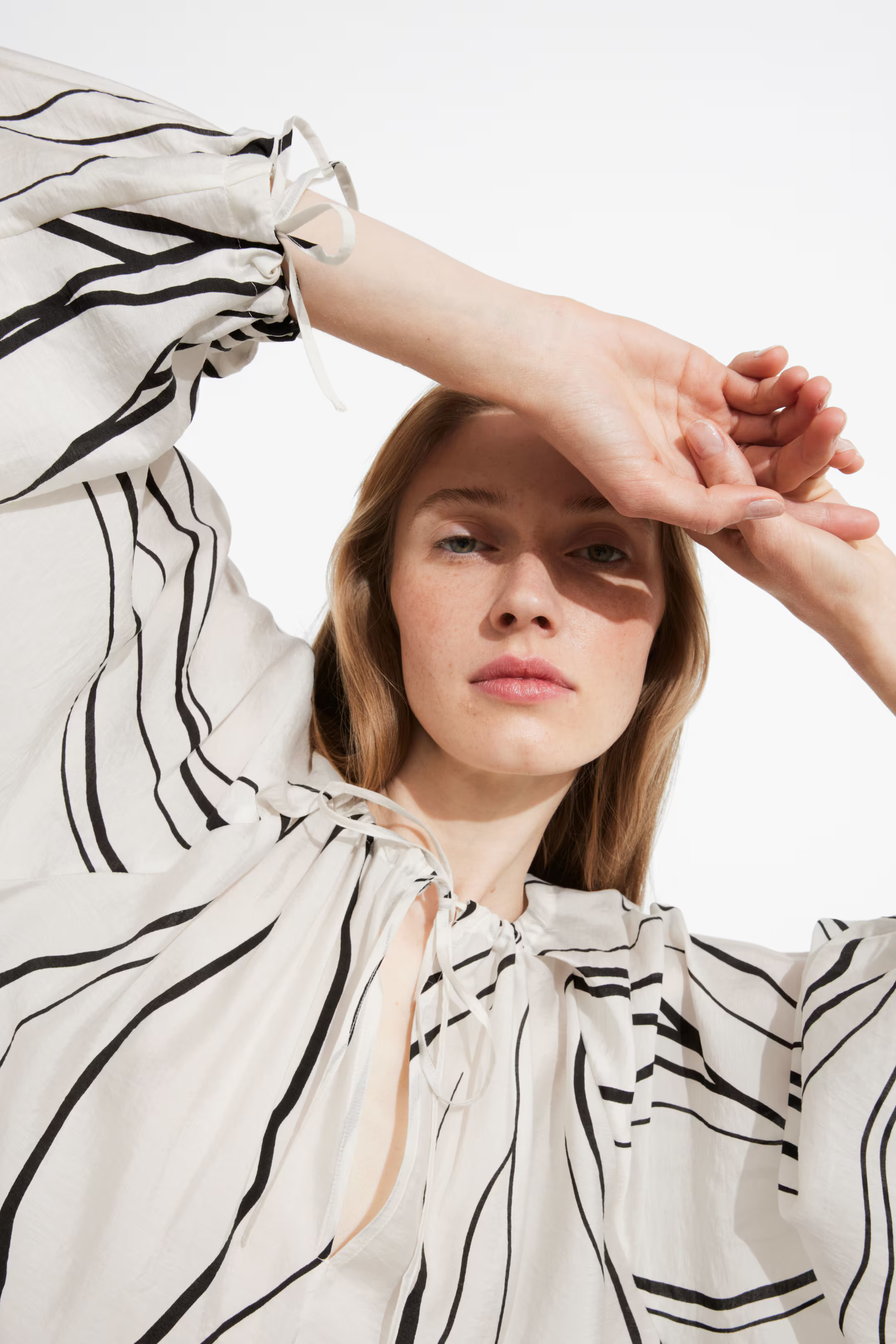 Floaty Oversized Midi Dress | H&M (UK, MY, IN, SG, PH, TW, HK)