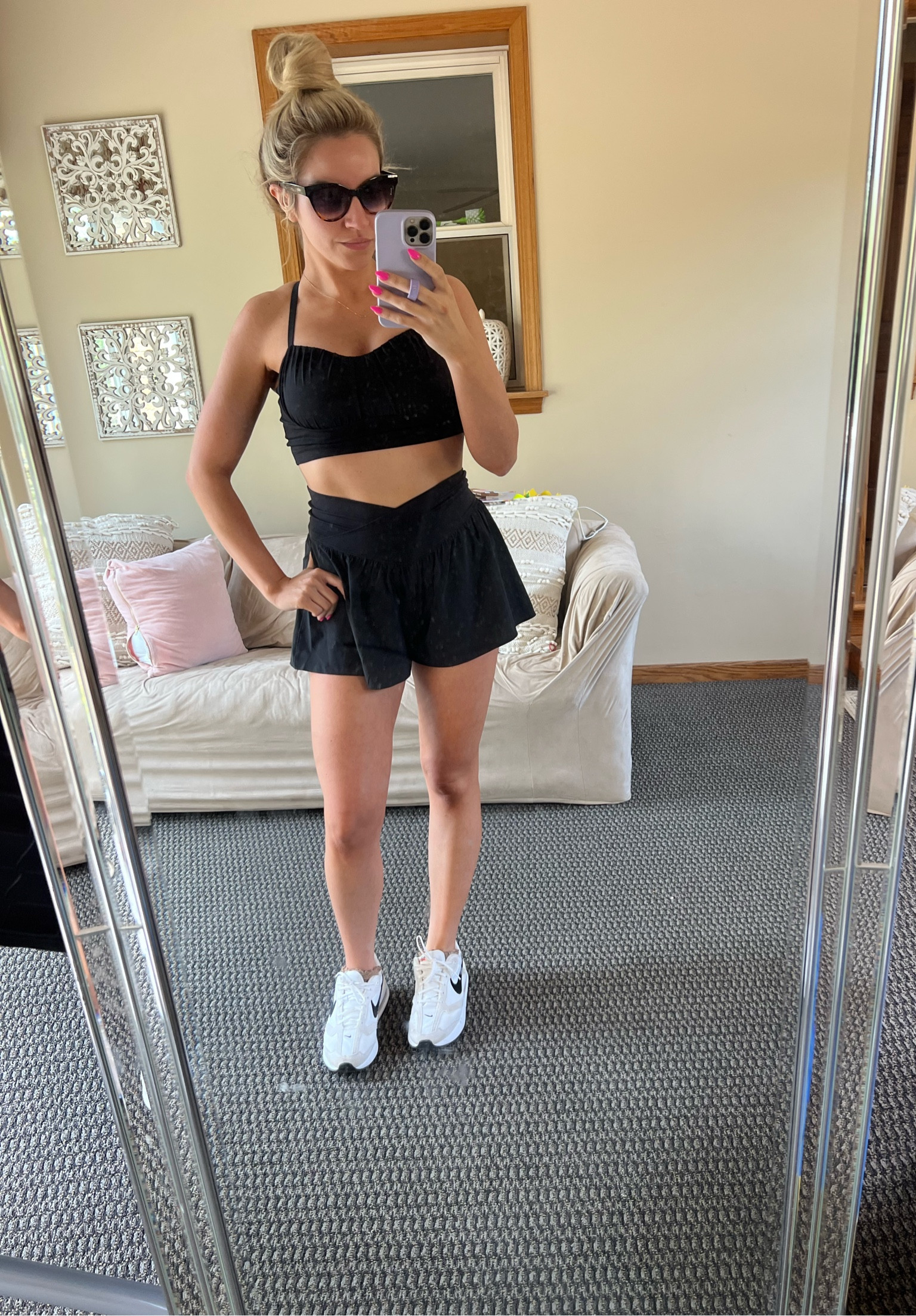 Aerie workout set 
Ruched corset sports bra
Flowy crossover shorts
Pilates yoga running

#LTKunder50 #LTKsalealert #LTKFitness