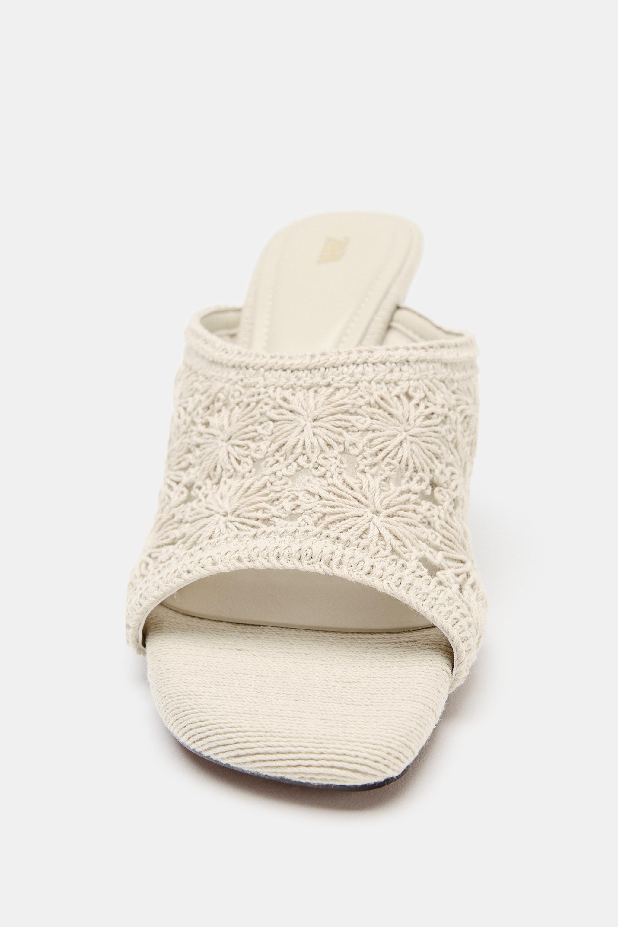 Wedge heeled sandals. Woven front strap detail. Contrasting material sole. Round toe.Heel height:... | Zara US