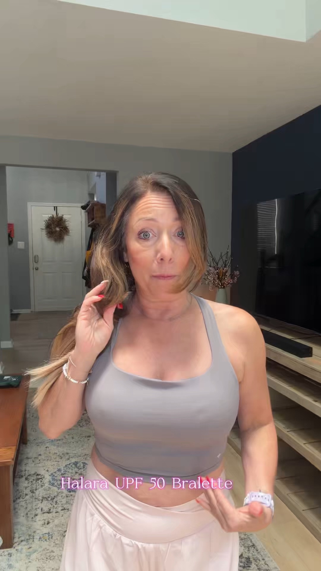 Halara Bralette. #halara
#halarabralette
#comfortablefashion
#traveloutfit
#over50style

https://on.ltk.com/+HBF4ntp2lFs65SjzTlFccQ