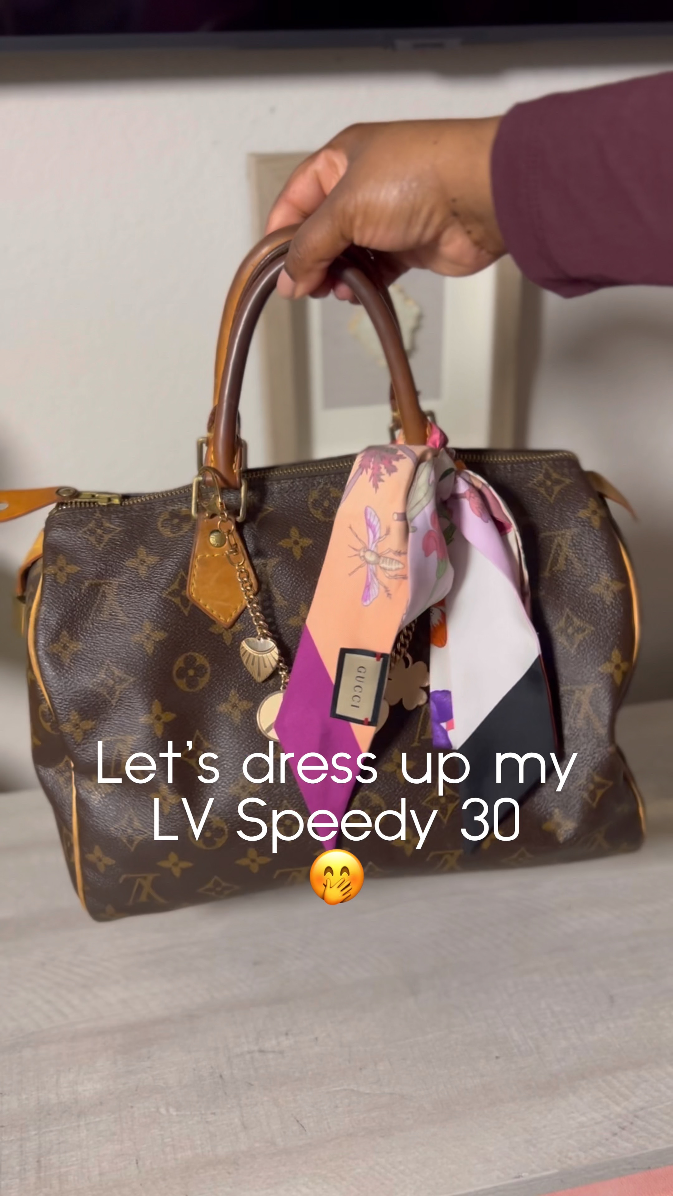 I’ve heard that in Italy, the LV Speedy 30 is making a comeback so I decided to bring my 2005 LV out and give her a little flare with a bag charm from Anthropologie and my Gucci scarf for some color! Loved how it turned out! 😍 Let me know what you think in the comments ⬇️  

#LTKStyleTip #LTKWatchNow #LTKItBag