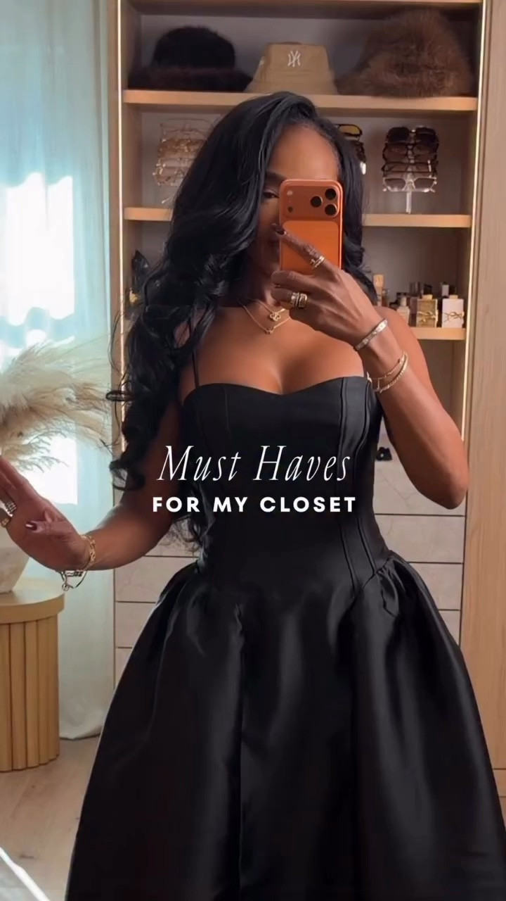 ✨ Closet Must-Haves | Amazon & Home Favorites  

A few of my new closet additions I’m obsessed with — from my LG StandbyMe TV boot setup to my Amazon sunglass organizers, shavers, and bag holders. Little details that make every day feel more luxe and organized.  

📏 Sizing: All accessories and organizers are linked below — perfect for small spaces and glam closets.  

#LTKHomeFinds #AmazonFavorites #ClosetOrganization  

Closet must-haves, Amazon home finds, aesthetic closet organization, luxury closet upgrades, best Amazon organizers, LG StandbyMe setup, beauty storage ideas, Amazon shaver and sunglass holder finds.  

Follow me on Instagram and YouTube @kirasfashionfinds

#LTKHome